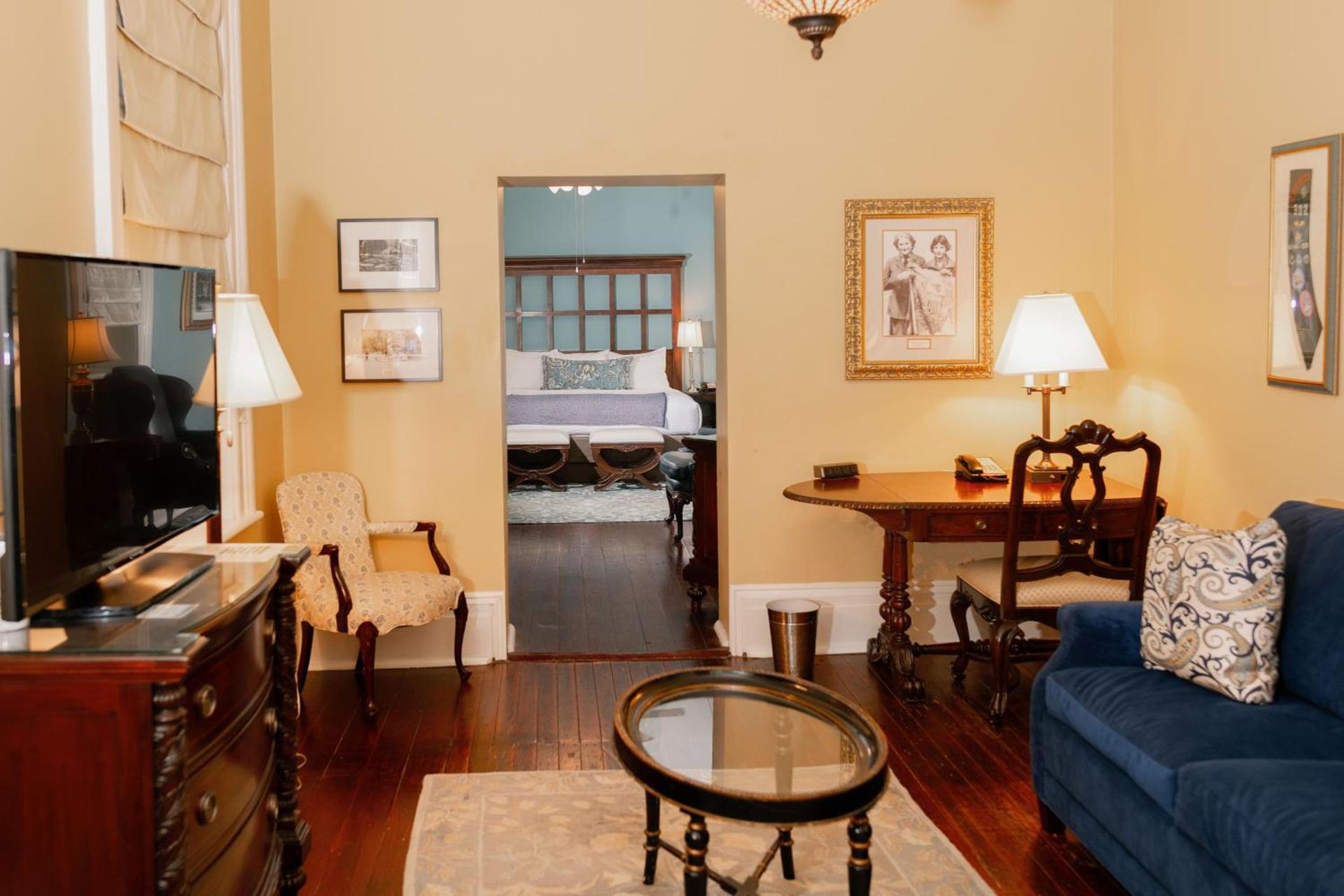 The Marshall House photo 86