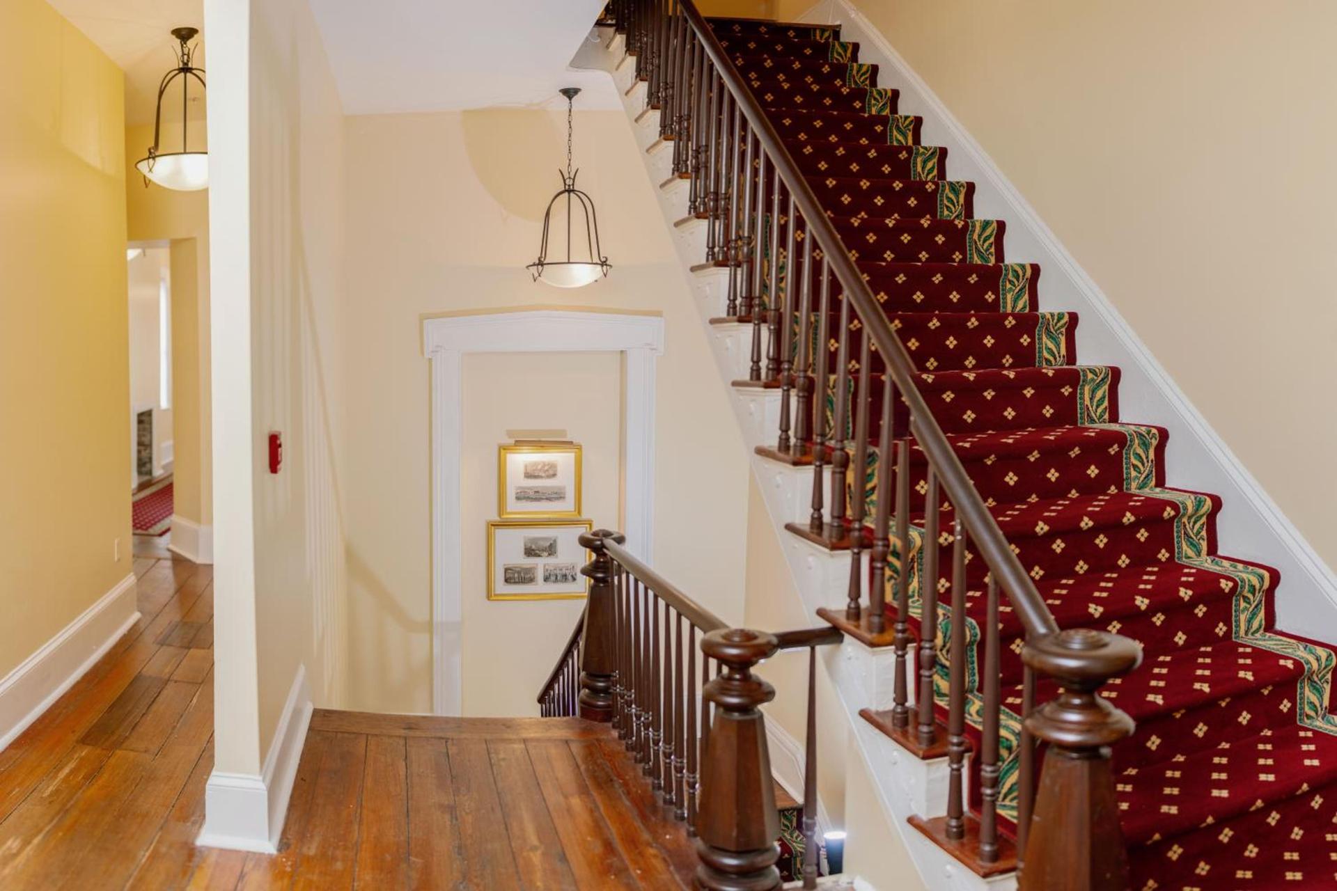 The Marshall House photo 85