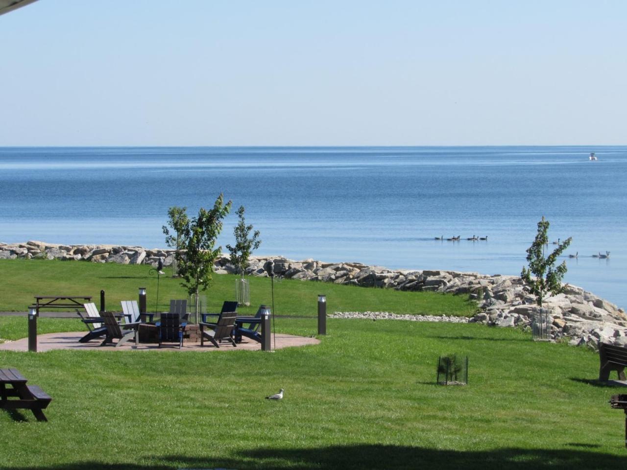 AmericInn by Wyndham Menominee photo 13