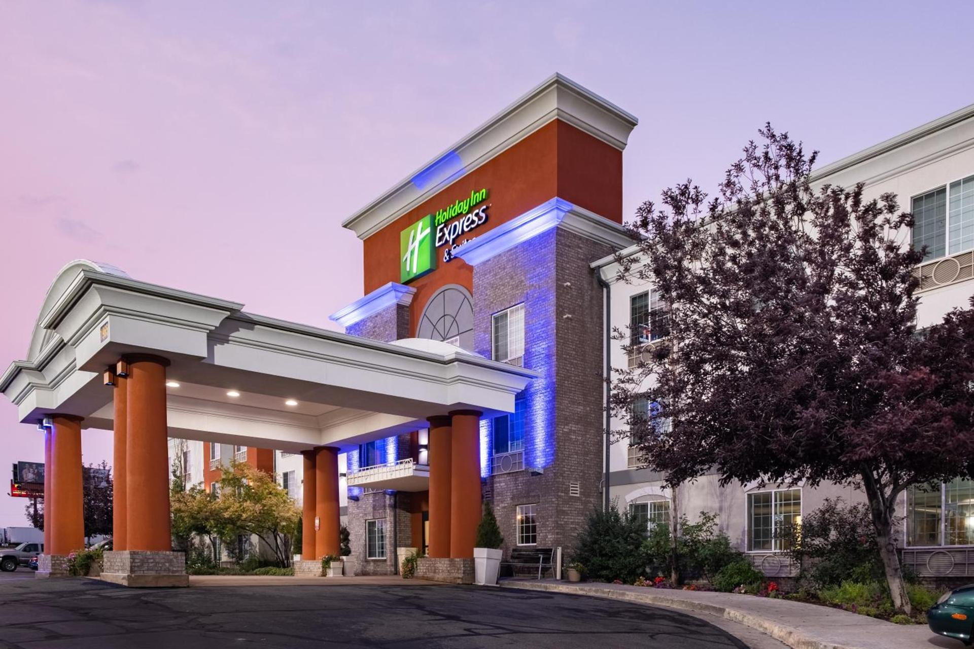 Holiday Inn Express Hotel & Suites Evanston by IHG photo 9