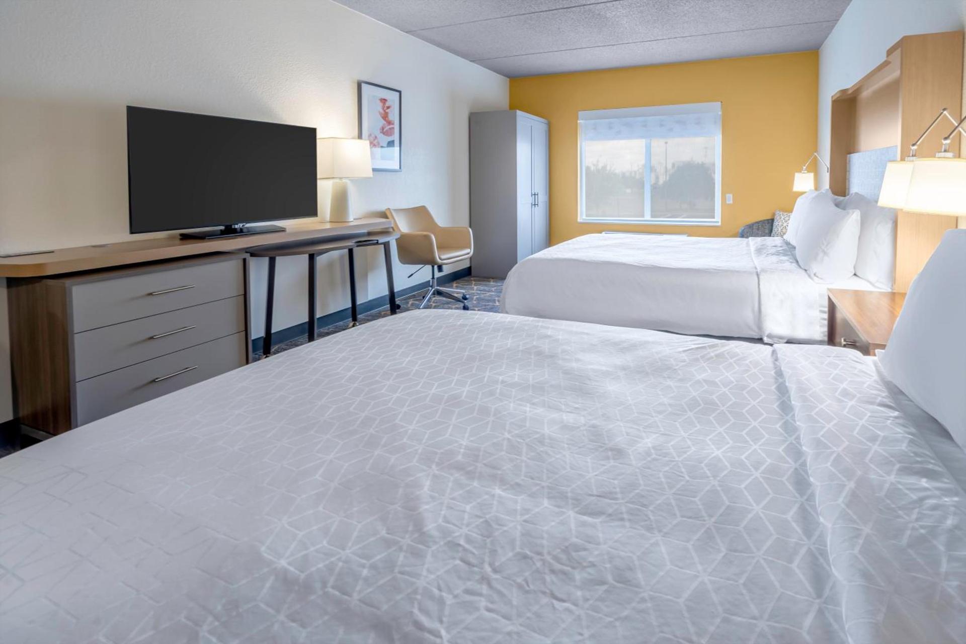 Holiday Inn & Suites Wausau-Rothschild by IHG photo 44
