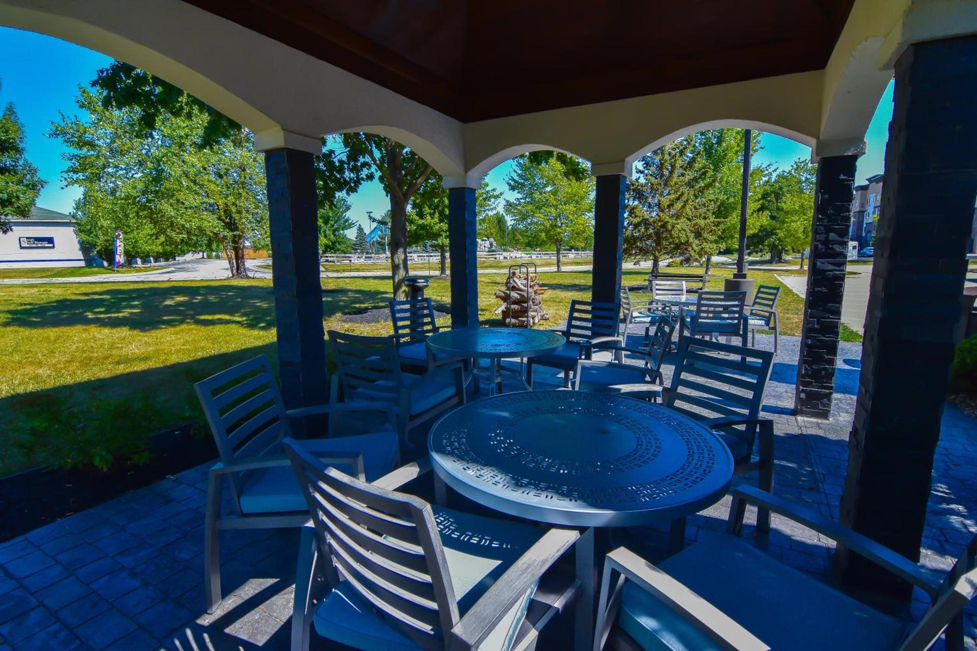 Best Western Plus Lafayette Hotel University Area photo 12