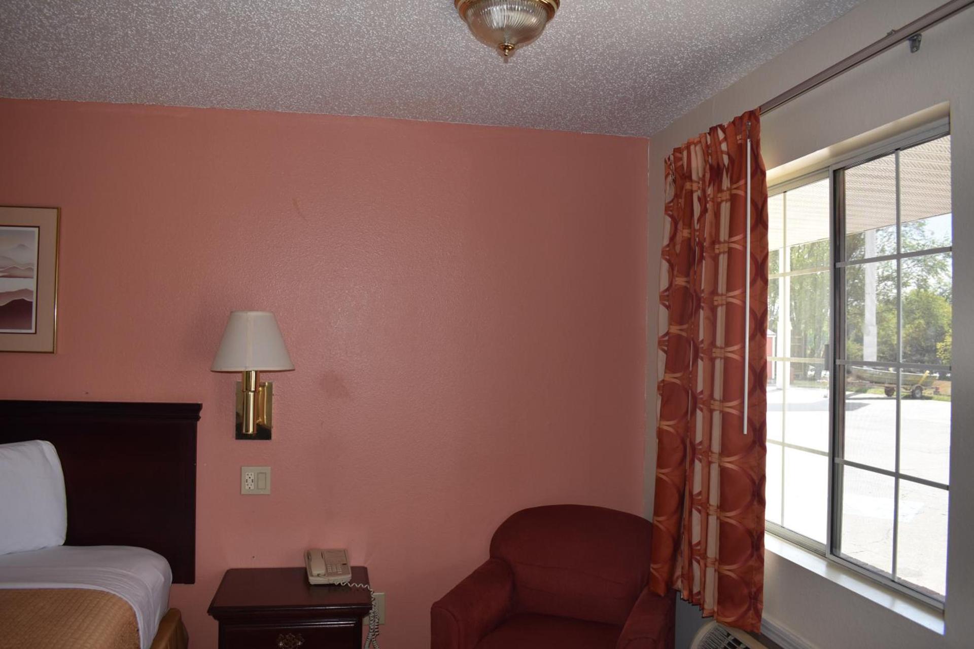 Royal Inn photo 6
