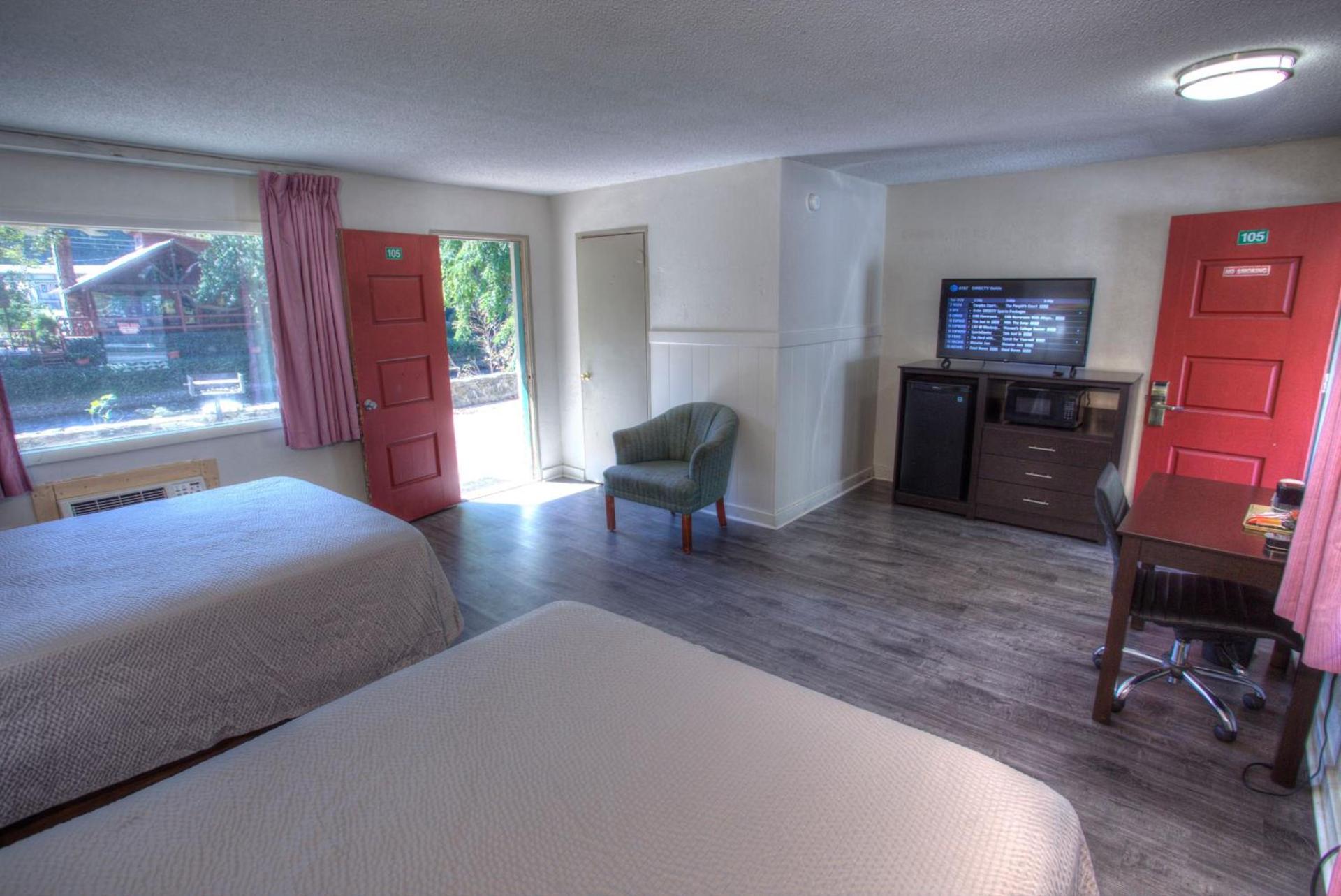Hofbrau Riverfront Hotel photo 24