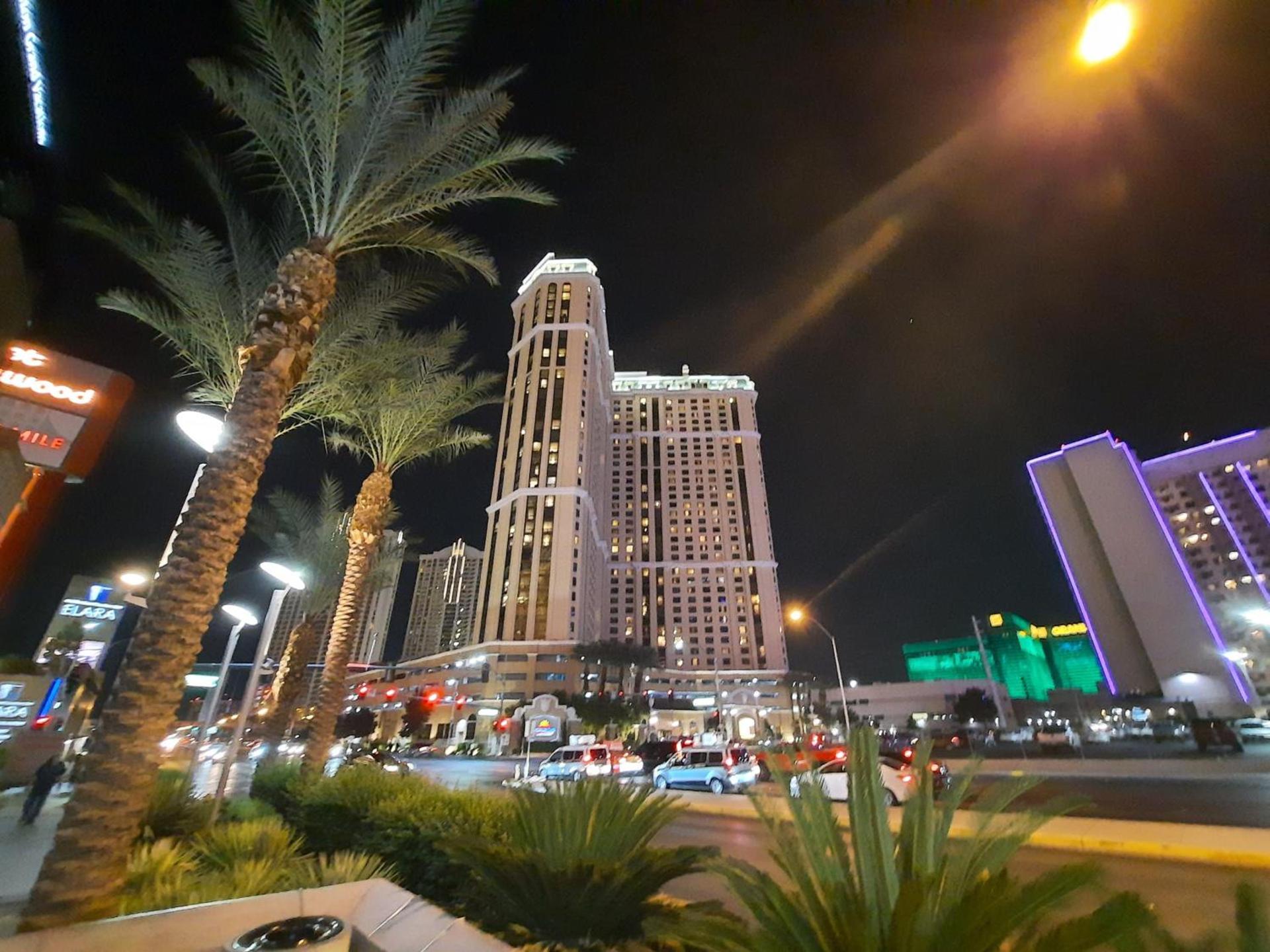 Suites at Marriott's Grand Chateau Las Vegas Strip-No Resort Fee photo 4
