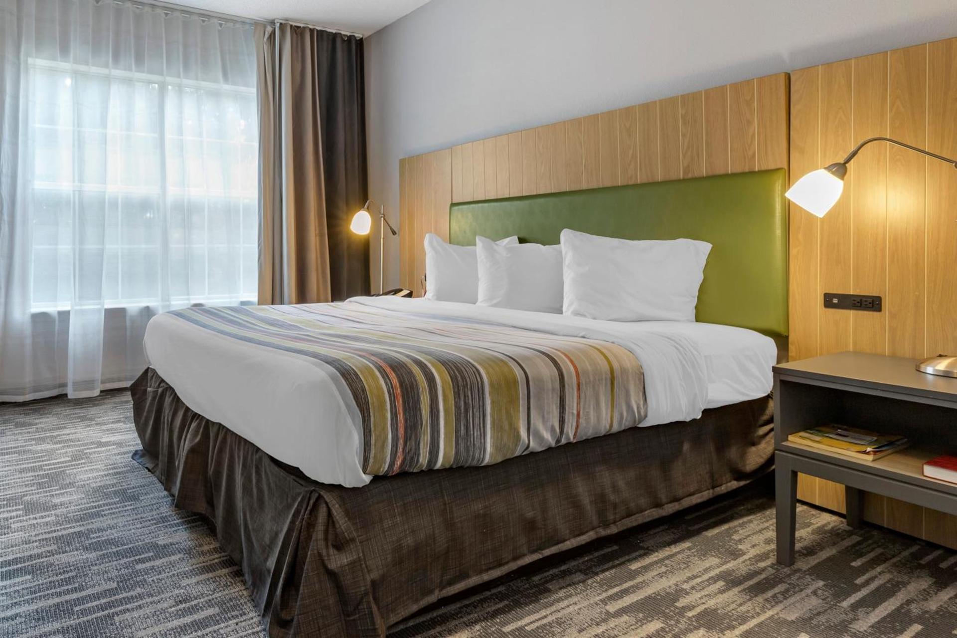 Country Inn & Suites by Radisson, Aiken South photo 13