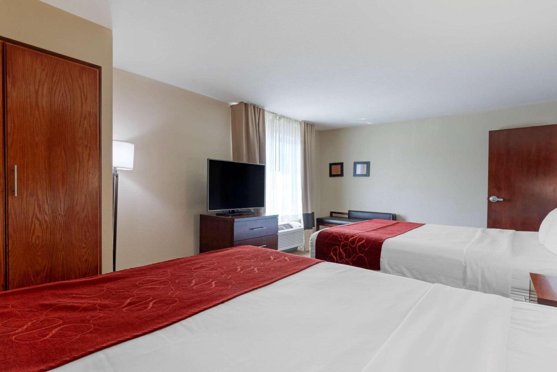 Comfort Suites Downtown Sacramento photo 13