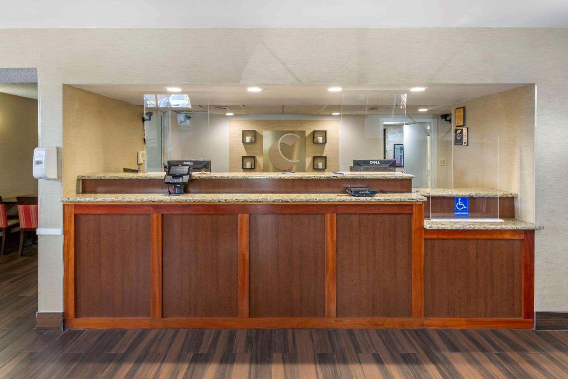 Comfort Inn Edison - New Brunswick photo 3