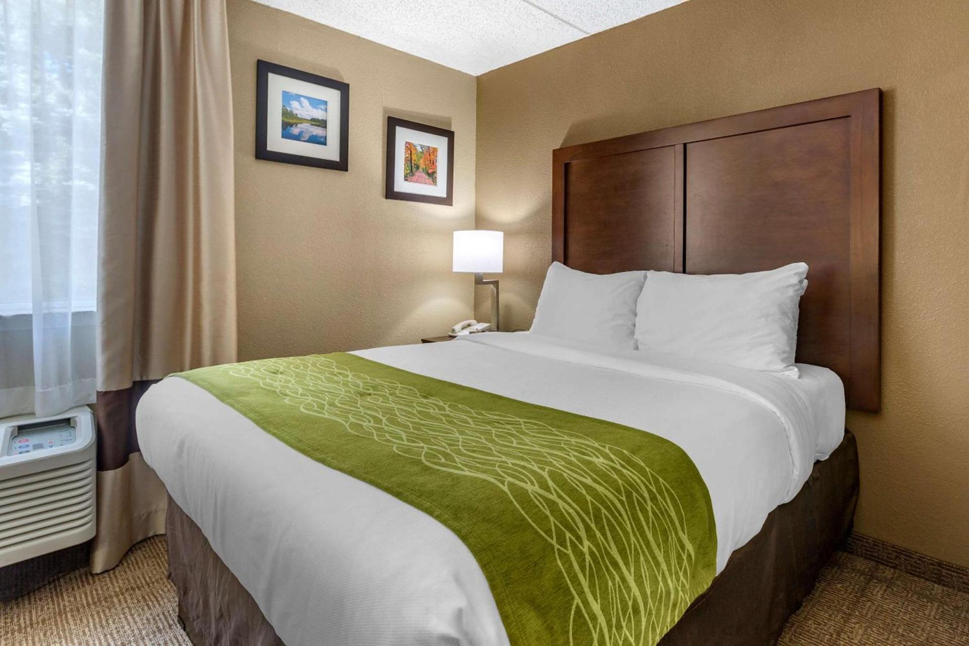 Comfort Inn Edison - New Brunswick photo 7