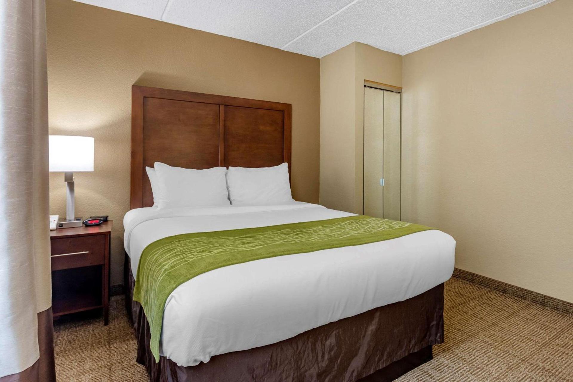 Comfort Inn Edison - New Brunswick photo 6