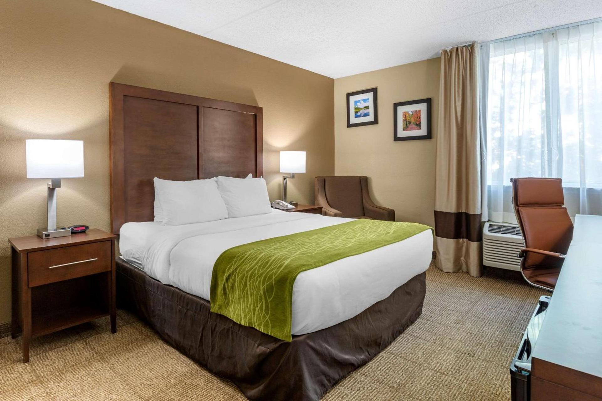 Comfort Inn Edison - New Brunswick photo 11