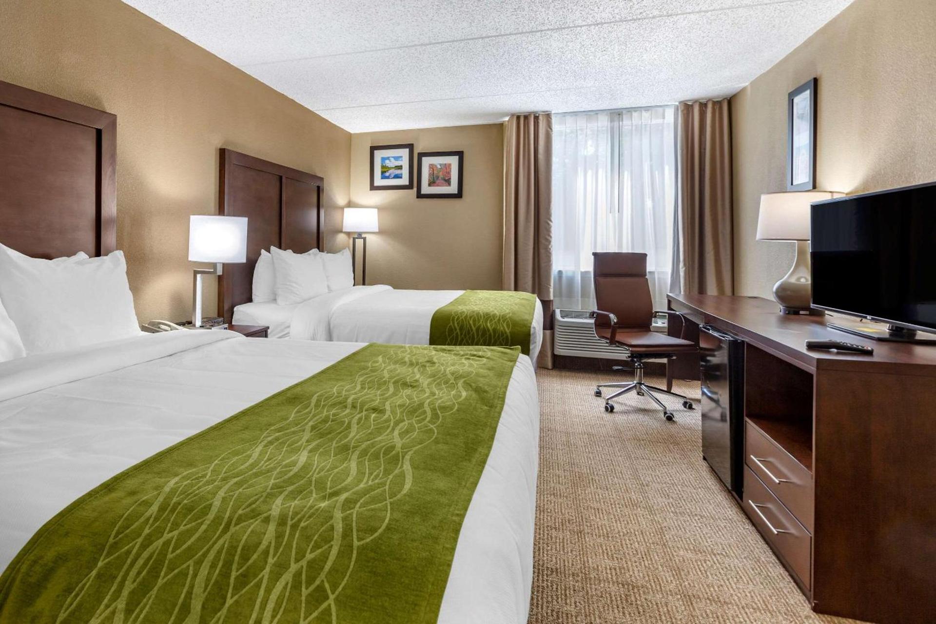 Comfort Inn Edison - New Brunswick photo 23
