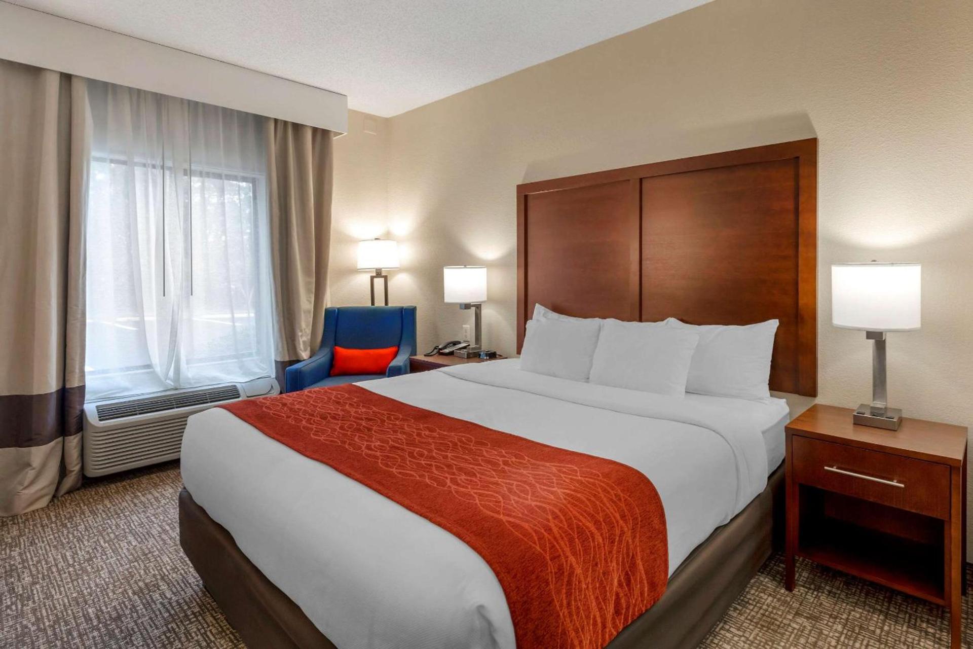 Comfort Inn & Suites Canton Riverstone Area photo 15