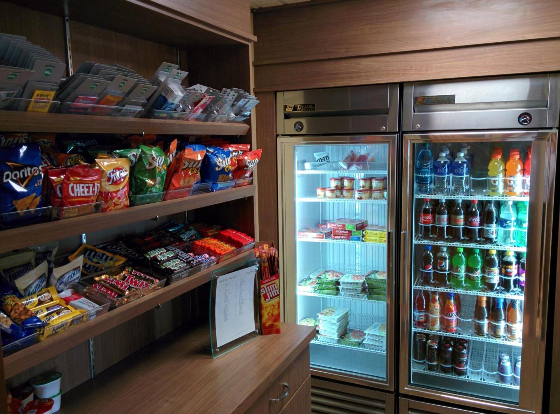 Country Inn & Suites by Radisson, Cincinnati Airport, KY photo 39