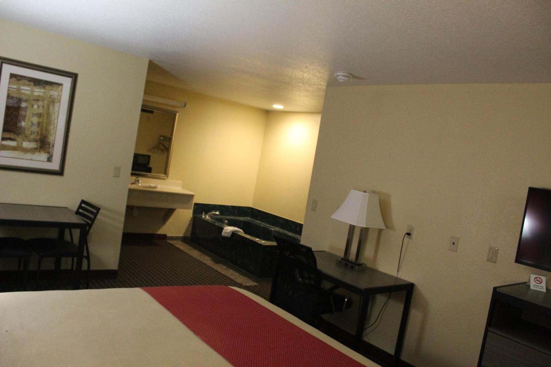 Scottish Inns Fort Worth photo 23