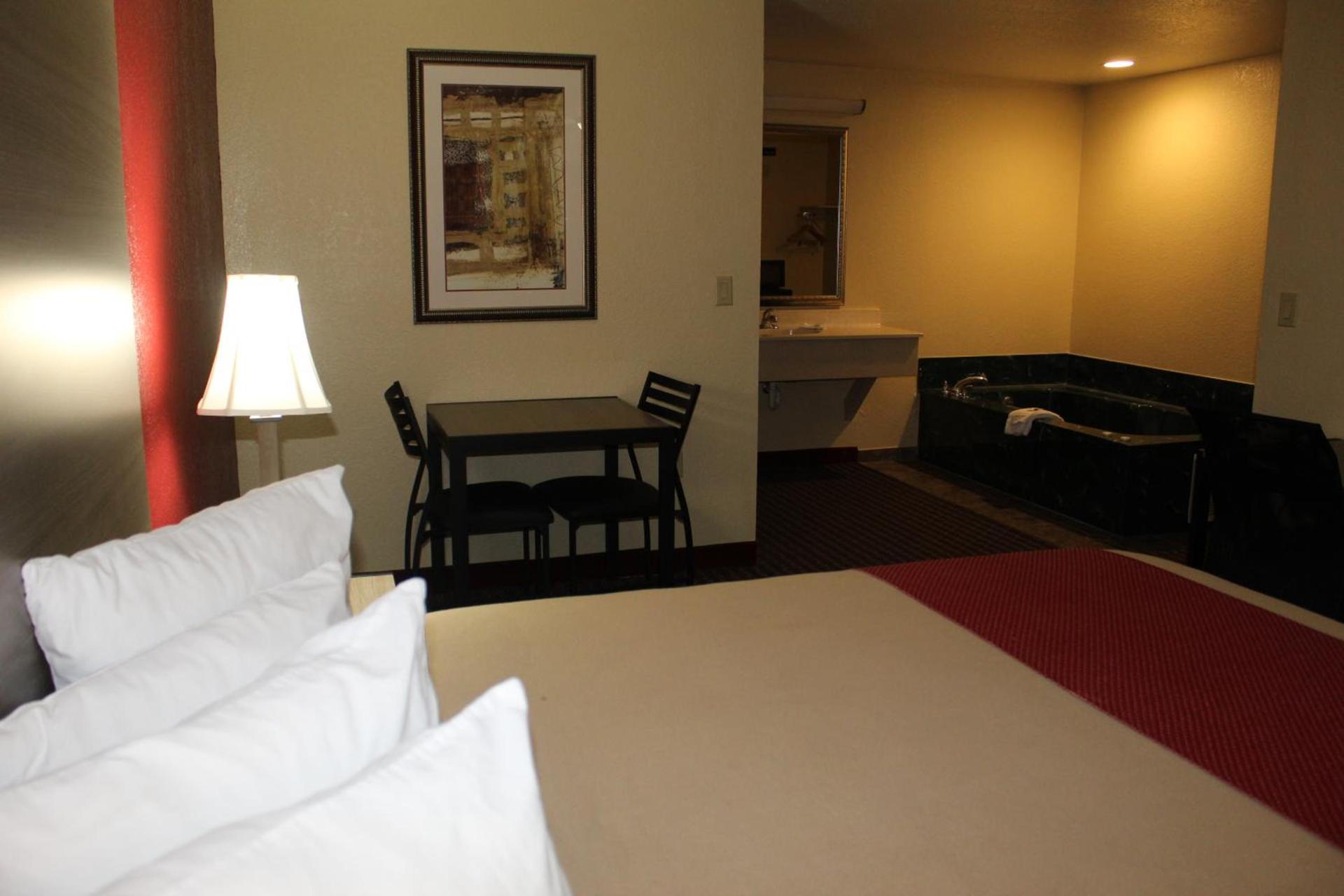 Scottish Inns Fort Worth photo 21