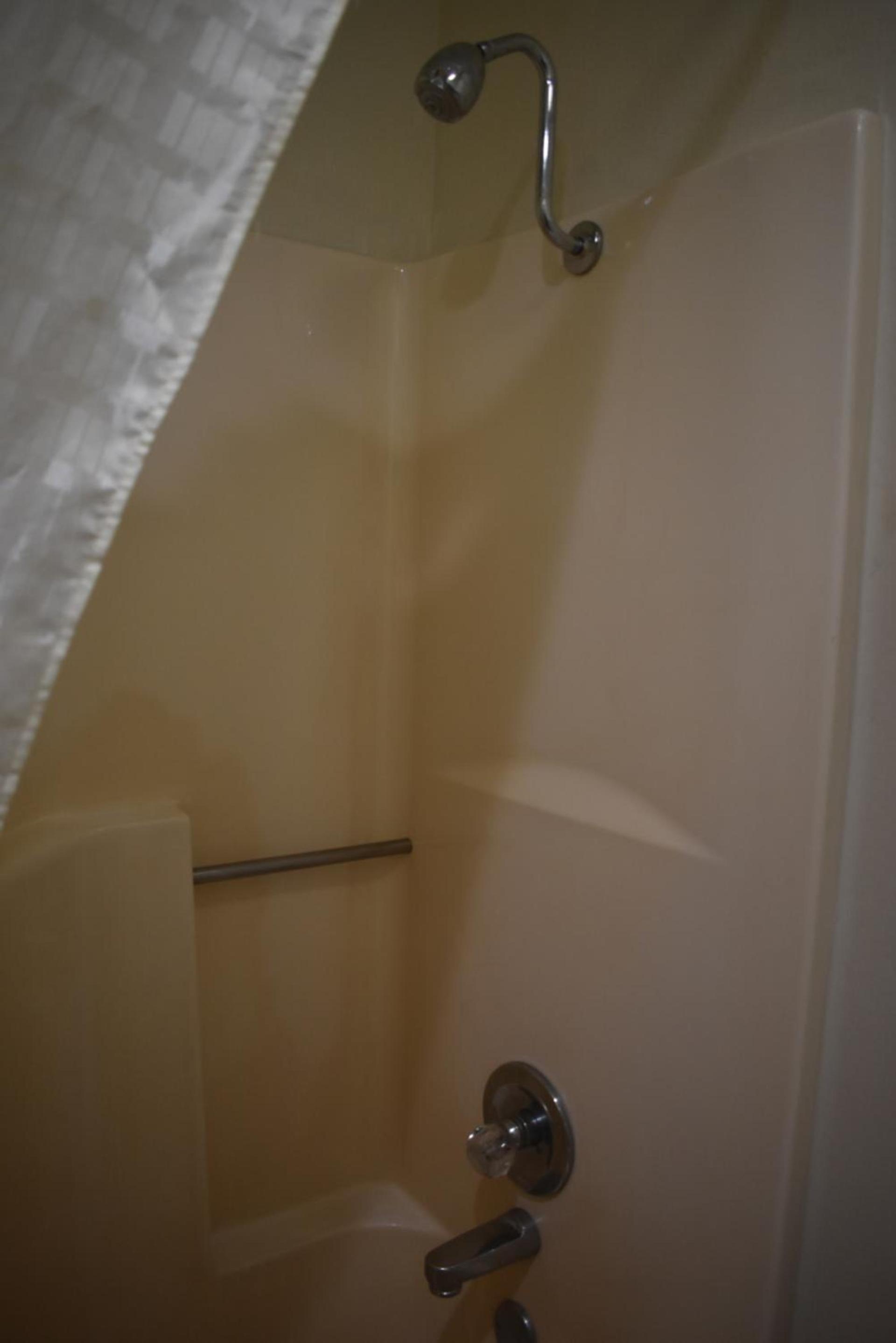 Royal Inn photo 48