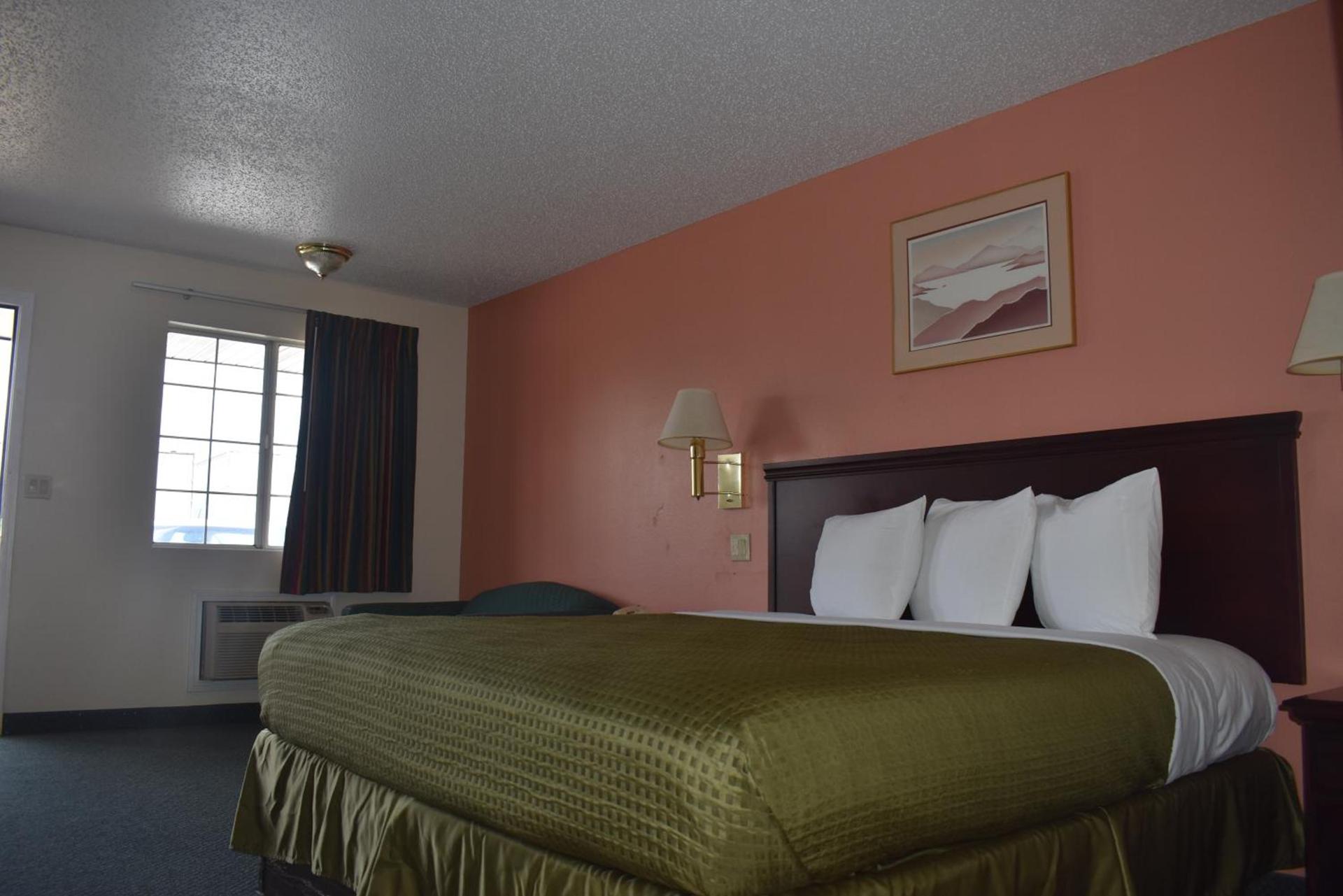 Royal Inn photo 28