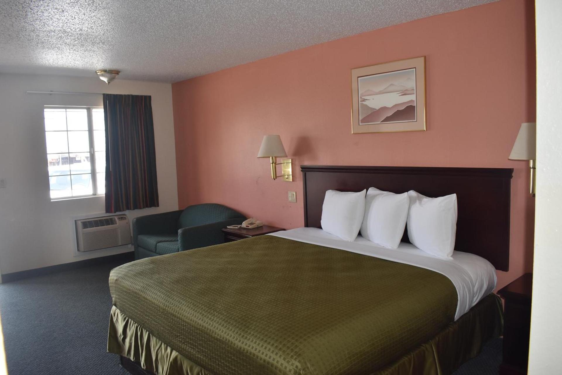Royal Inn photo 14