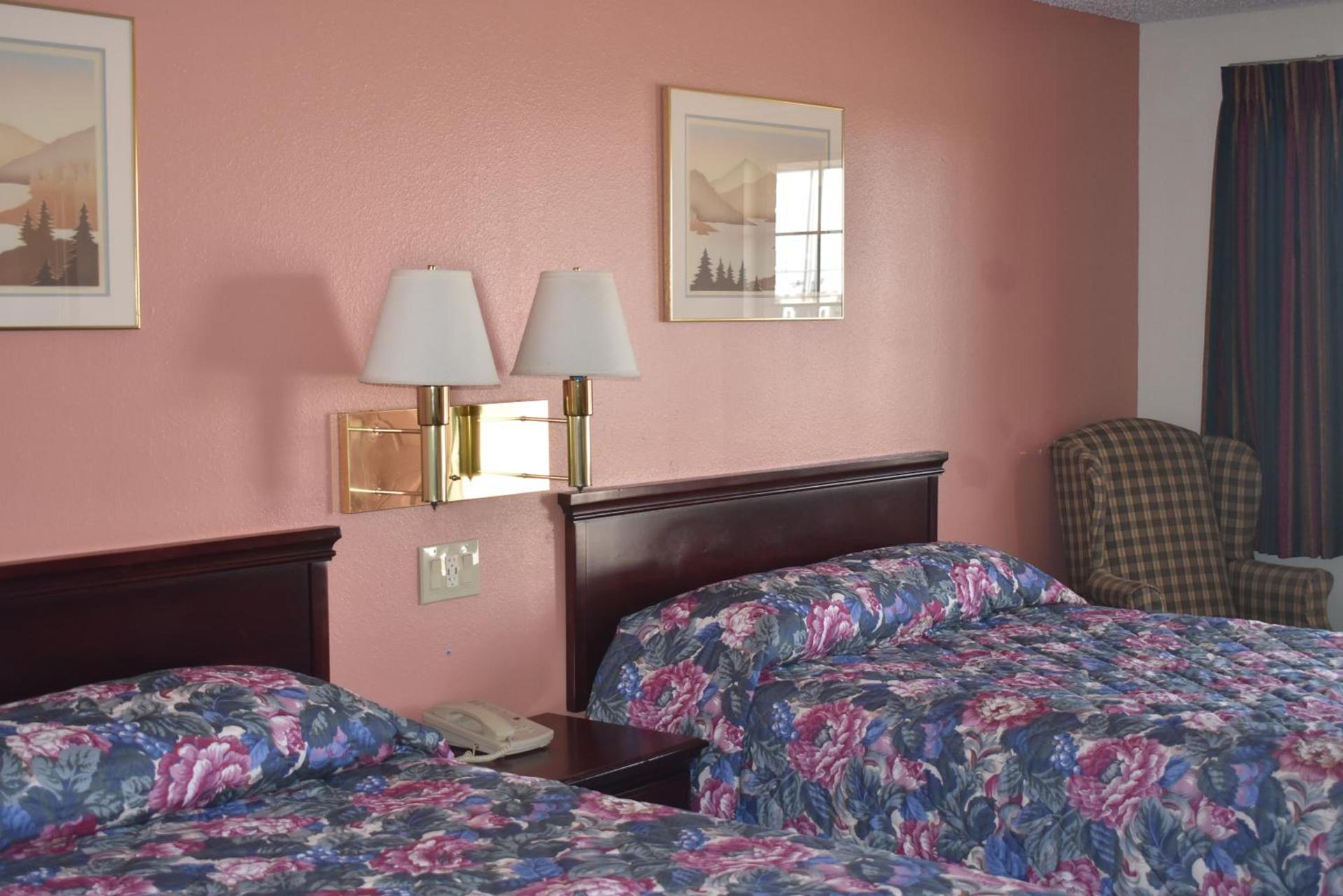 Royal Inn photo 27