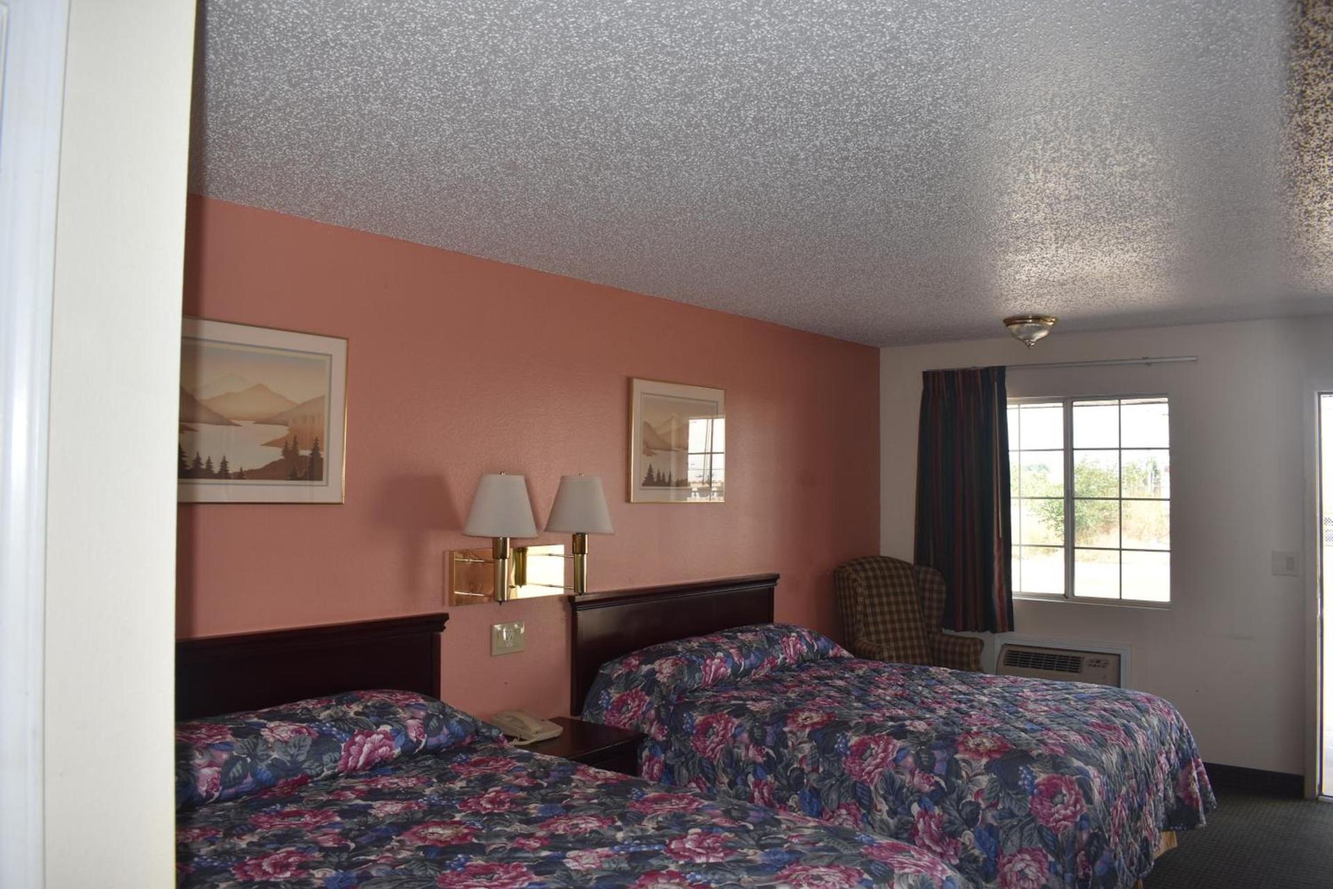 Royal Inn photo 41
