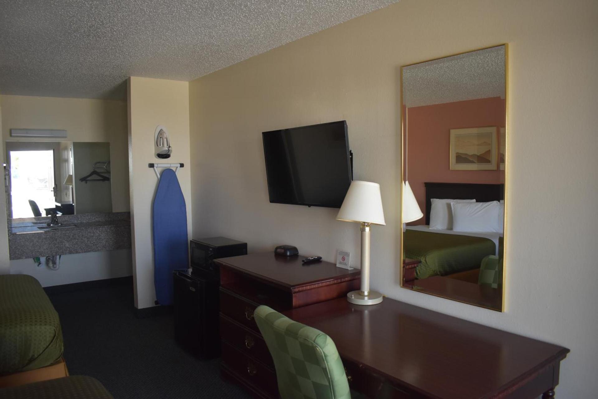 Royal Inn photo 13