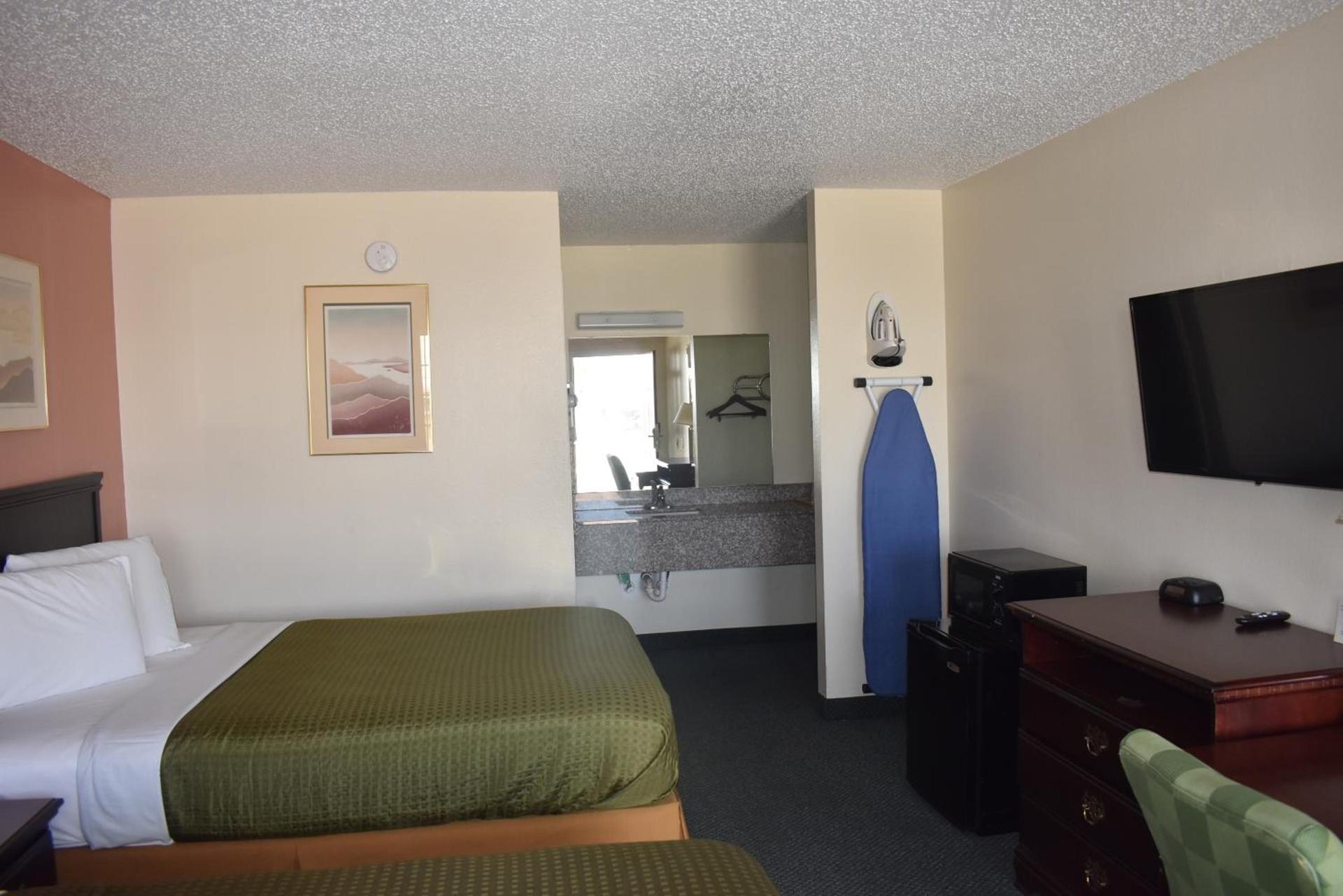 Royal Inn photo 17
