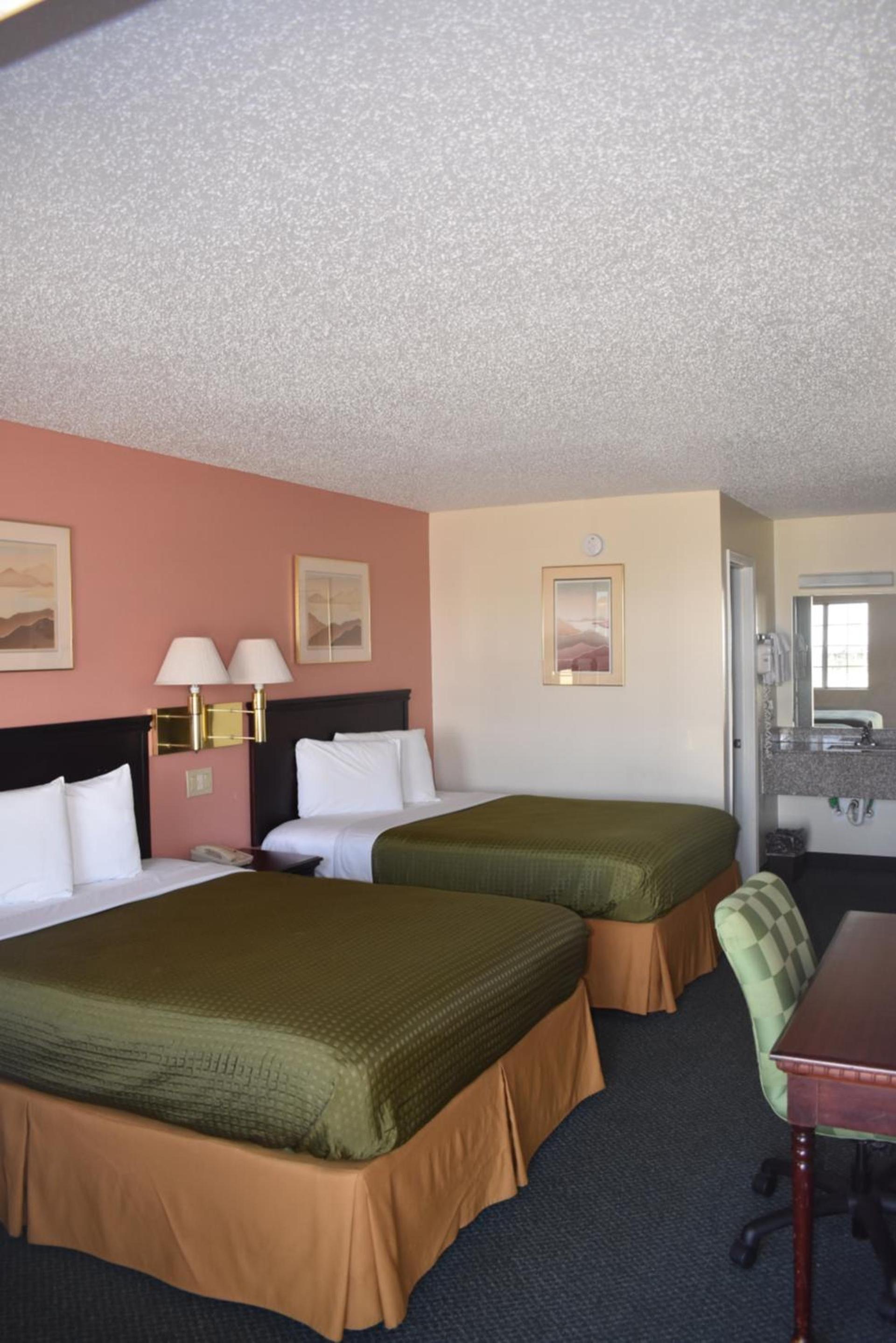 Royal Inn photo 26