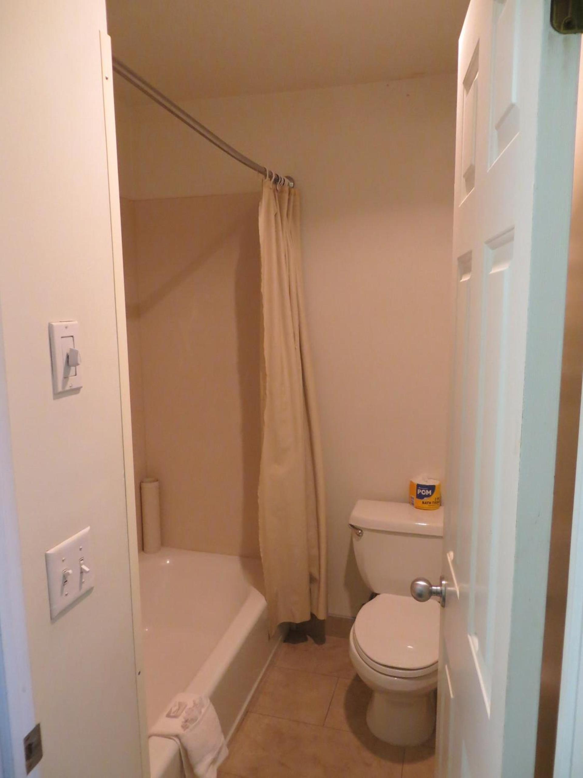 Four Corners Inn photo 23