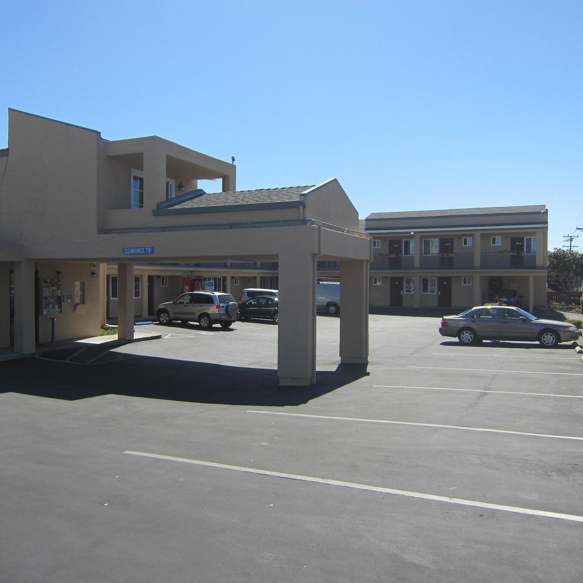 Pacific Best Inn photo 2