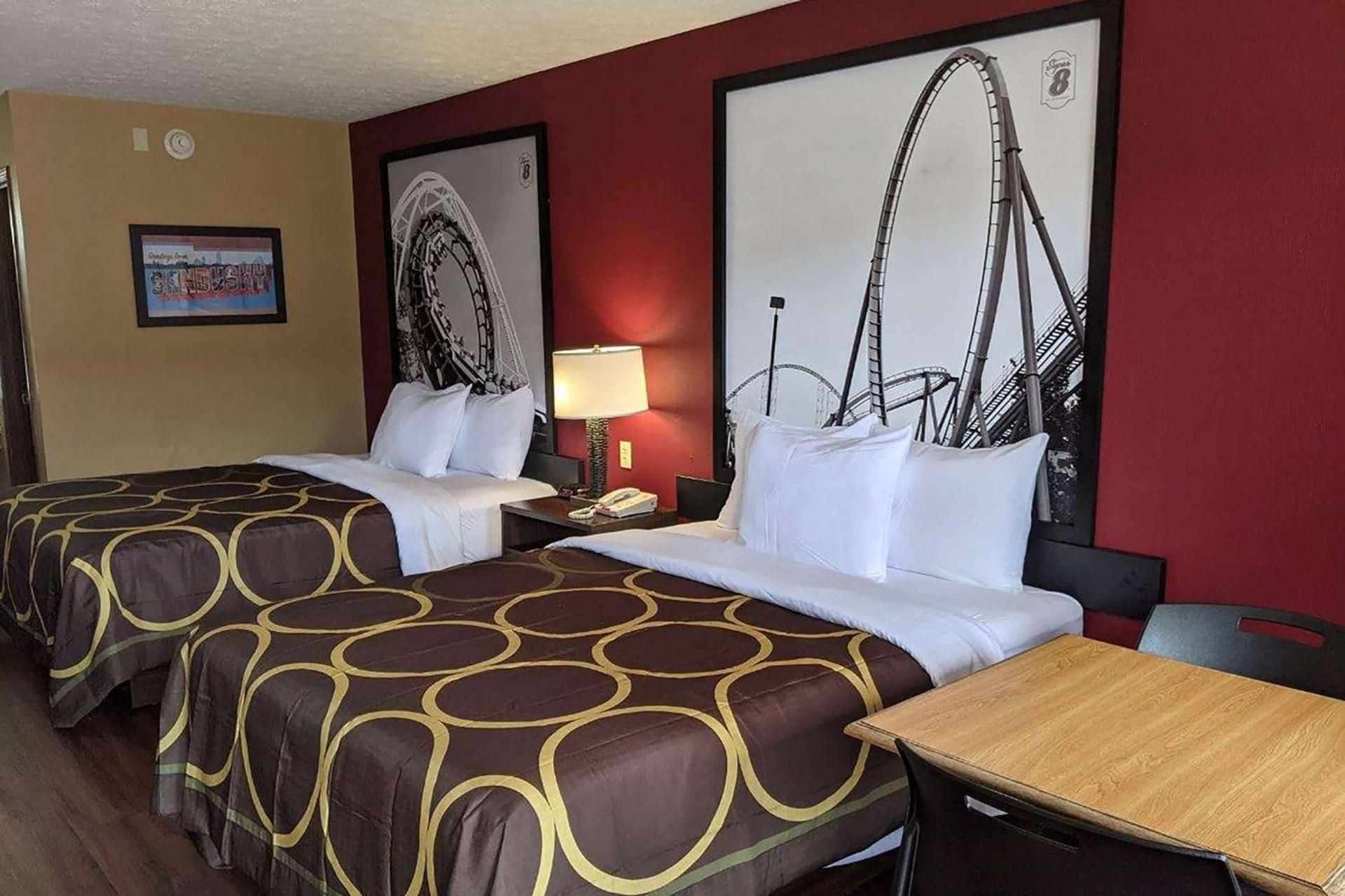 Super 8 by Wyndham Sandusky photo 6