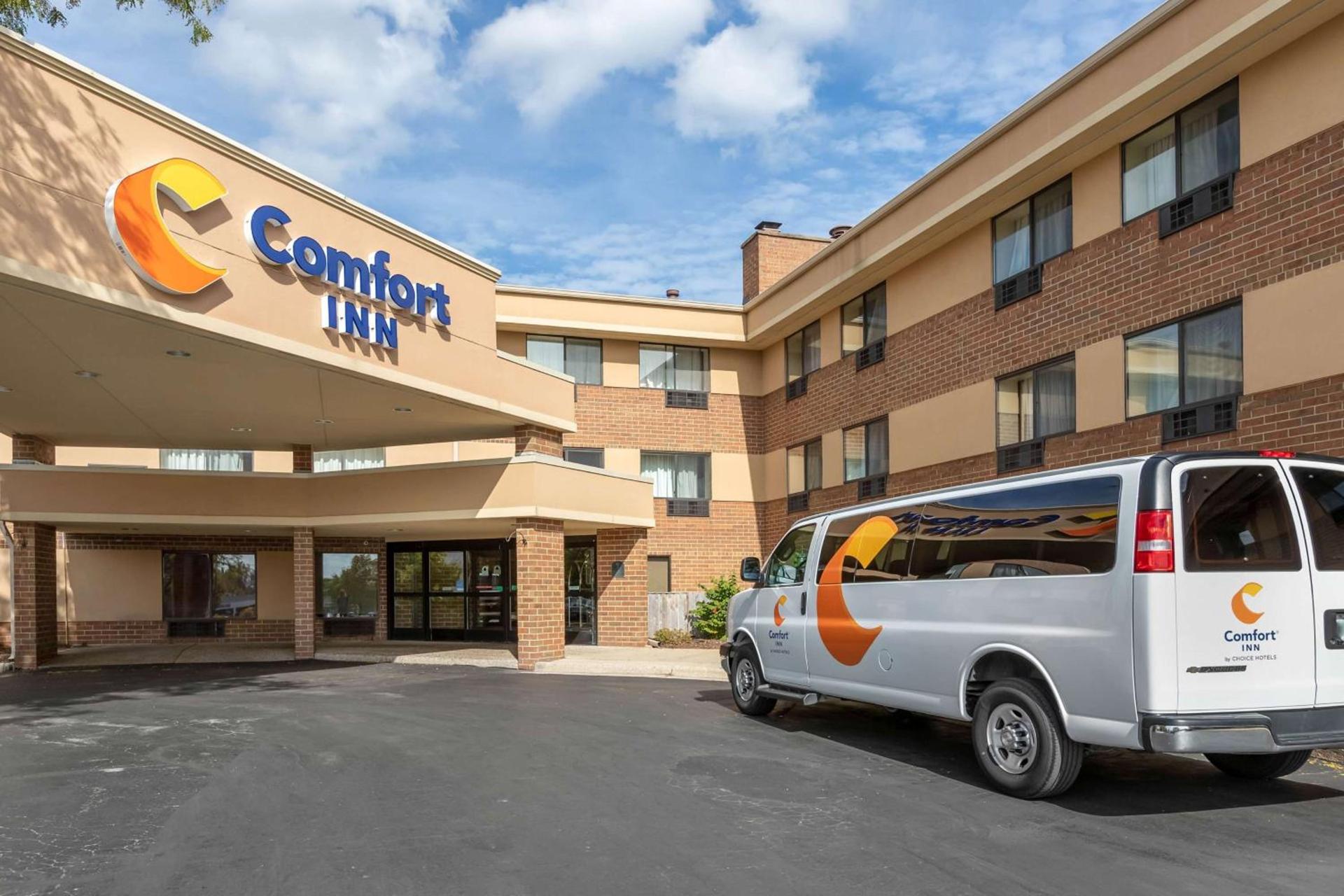 Comfort Inn Grand Rapids Airport photo 36