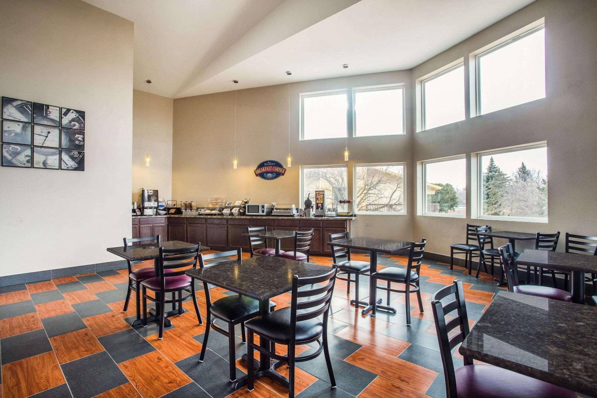Baymont by Wyndham Appleton photo 17