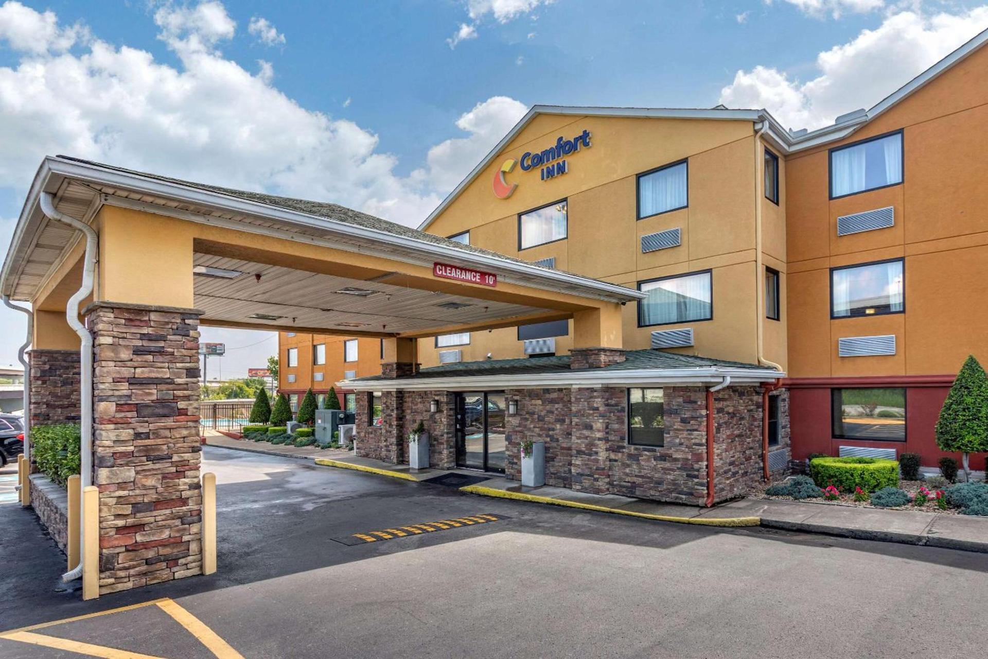 Comfort Inn Nashville West photo 2
