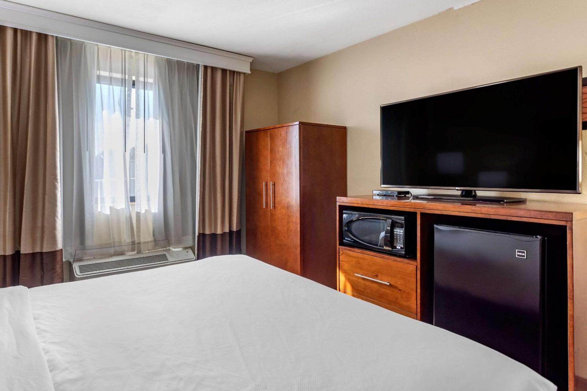 Comfort Inn Nashville West photo 11