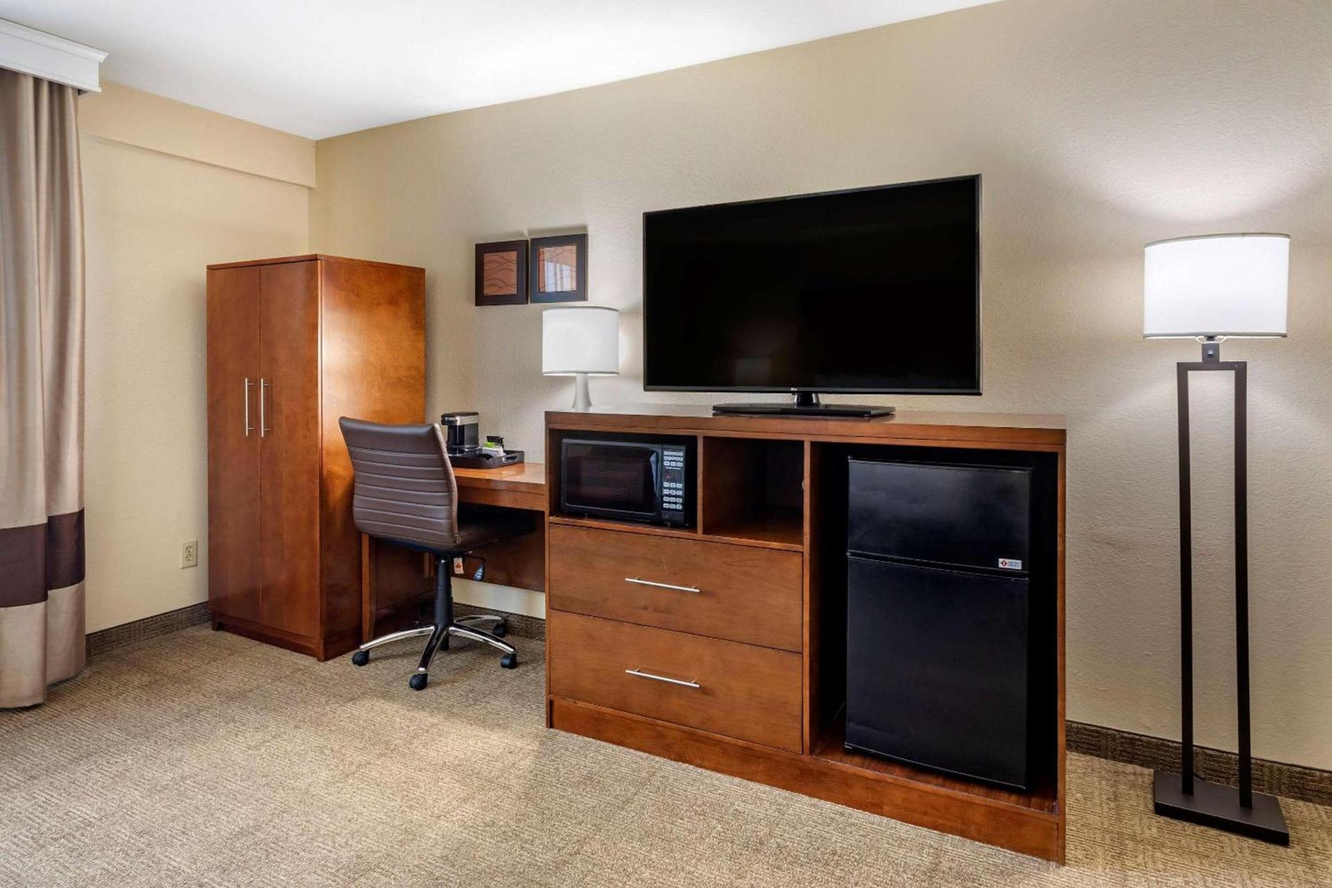 Comfort Inn Nashville West photo 18