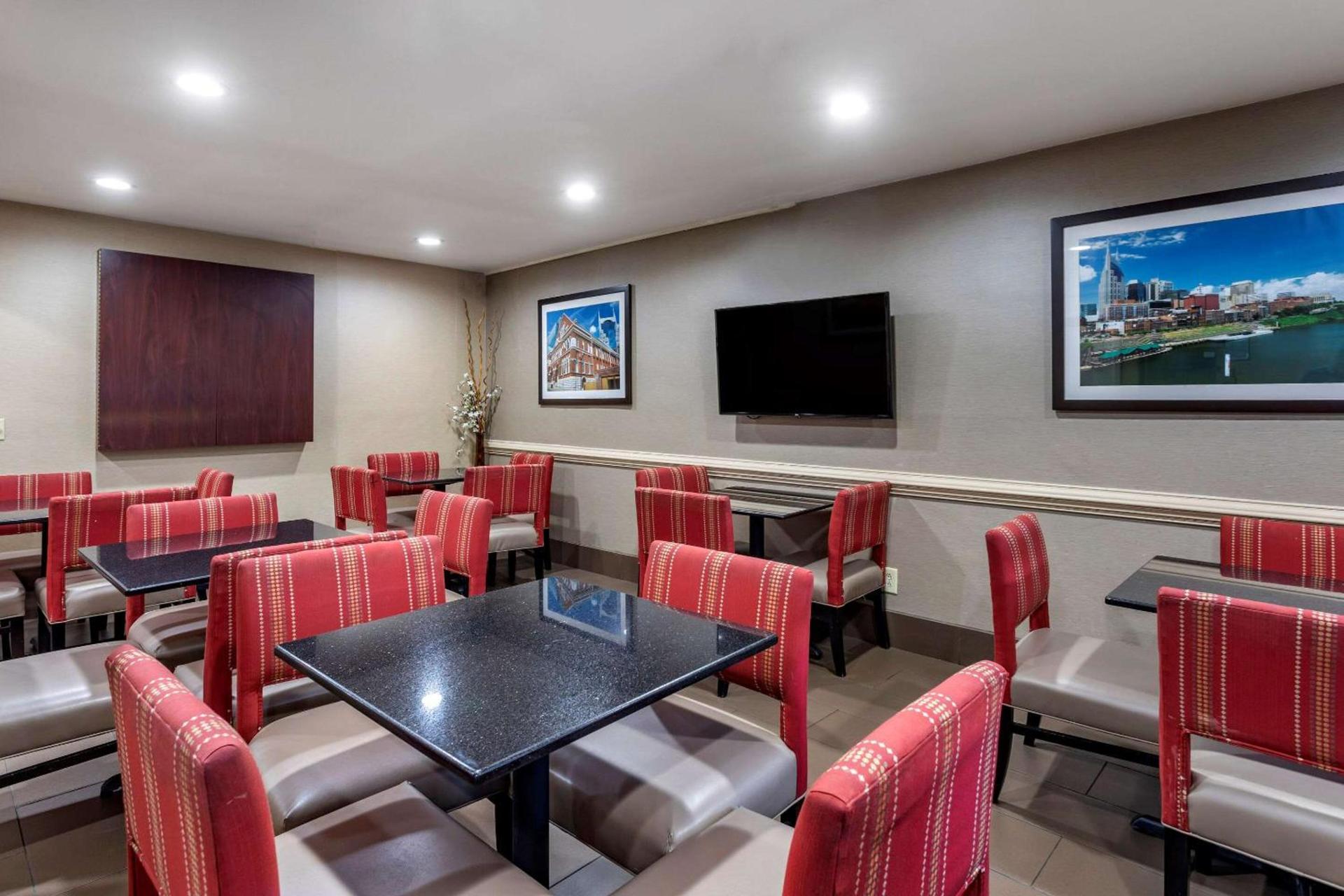 Comfort Inn Nashville West photo 32