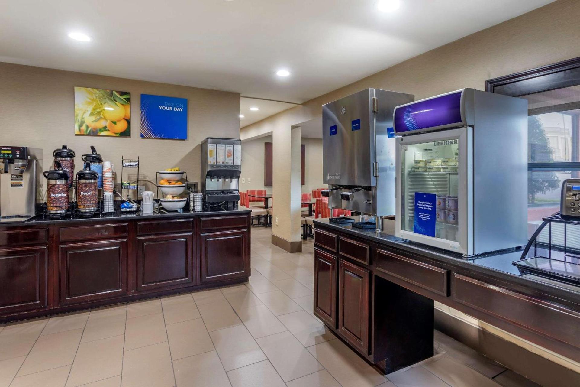 Comfort Inn Nashville West photo 33