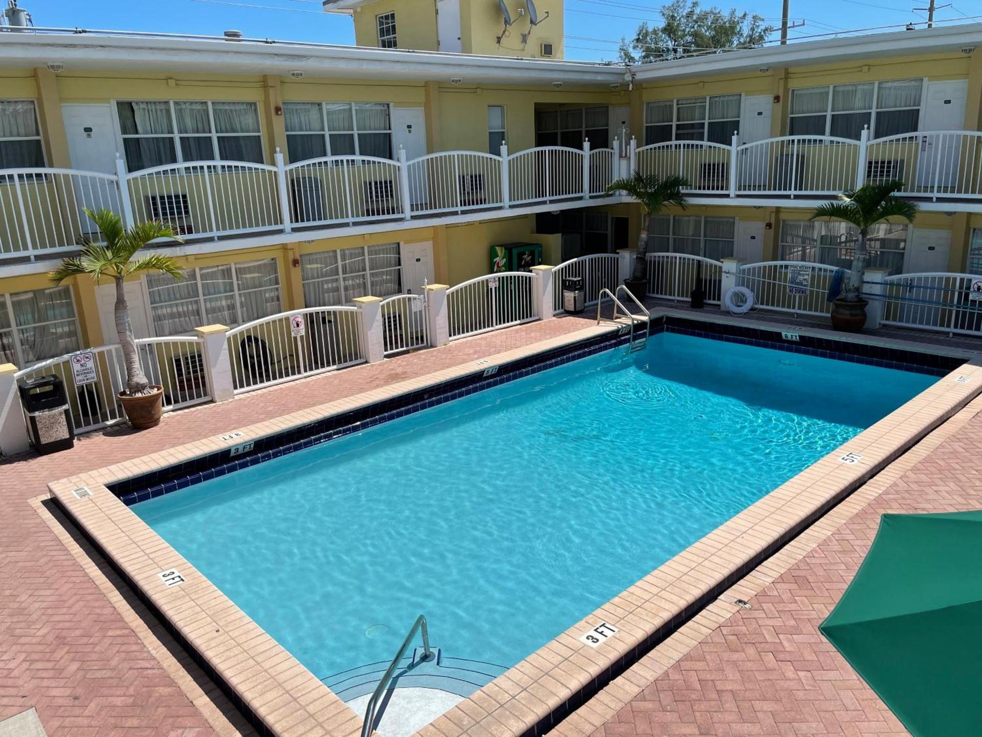 Beach Place Hotel photo 75