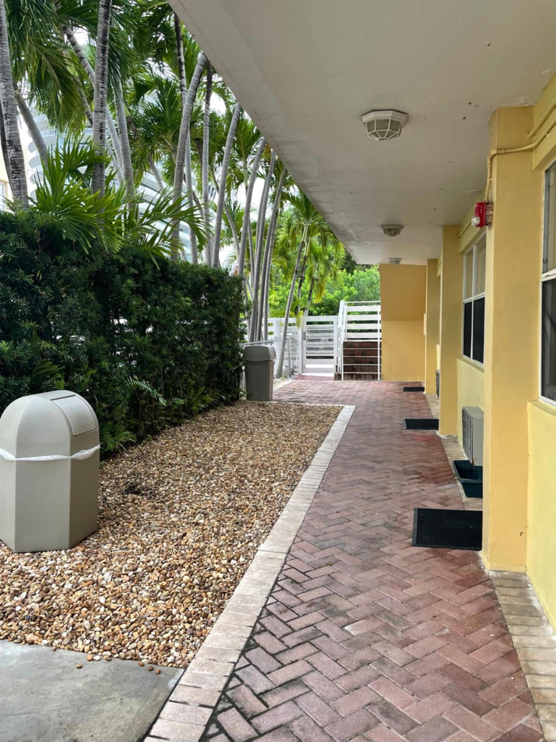 Beach Place Hotel photo 89