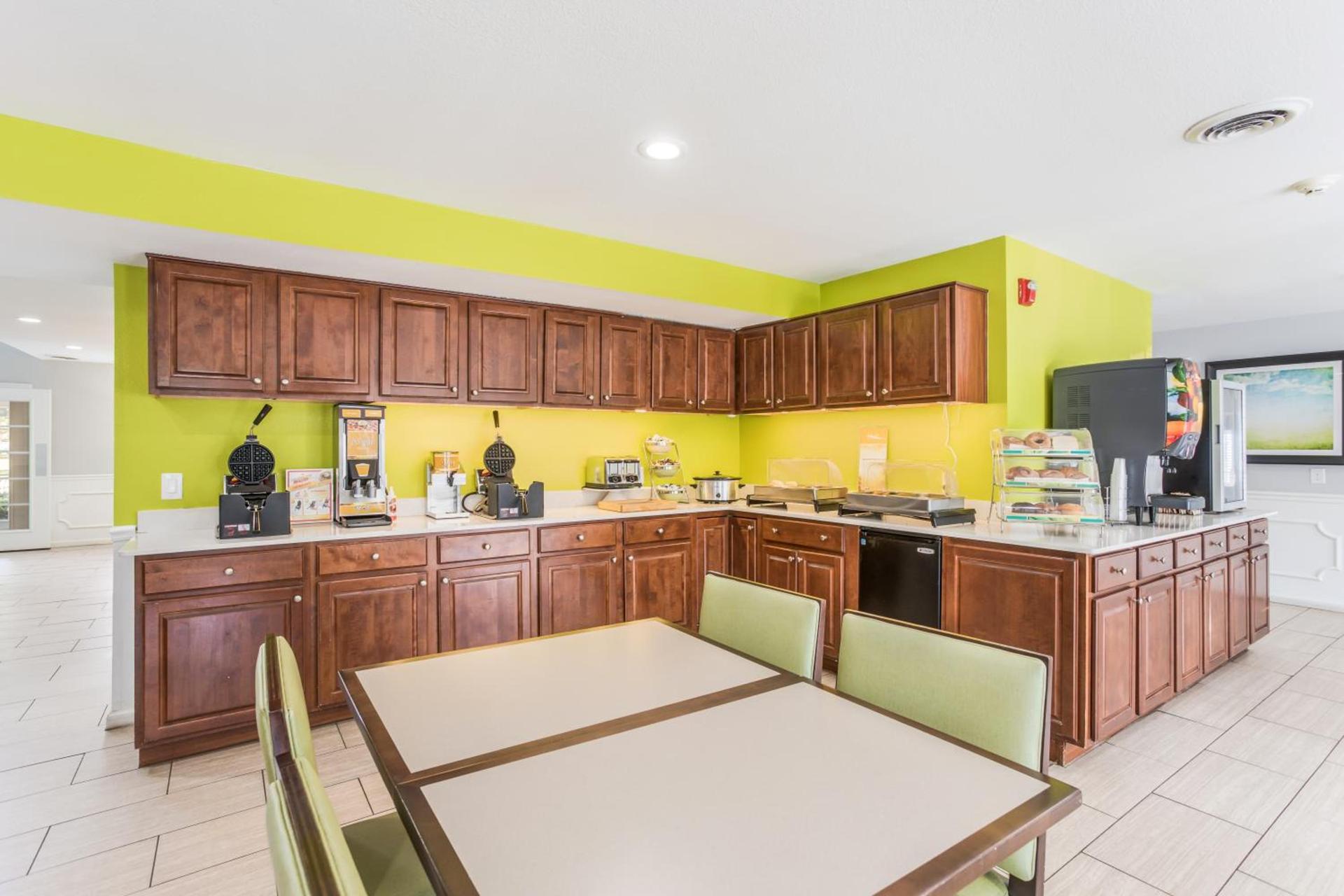 Quality Inn Gallatin-Nashville Metro photo 54