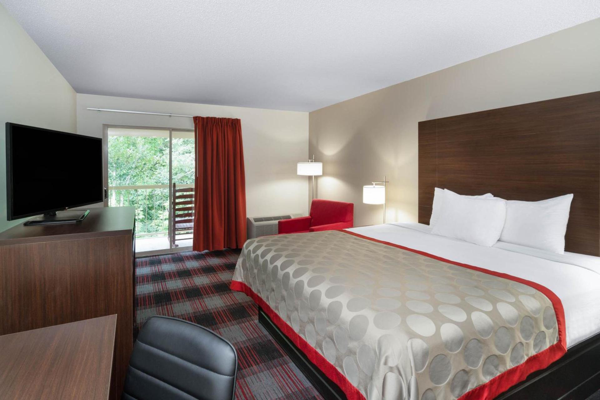 Ramada by Wyndham Maggie Valley photo 36
