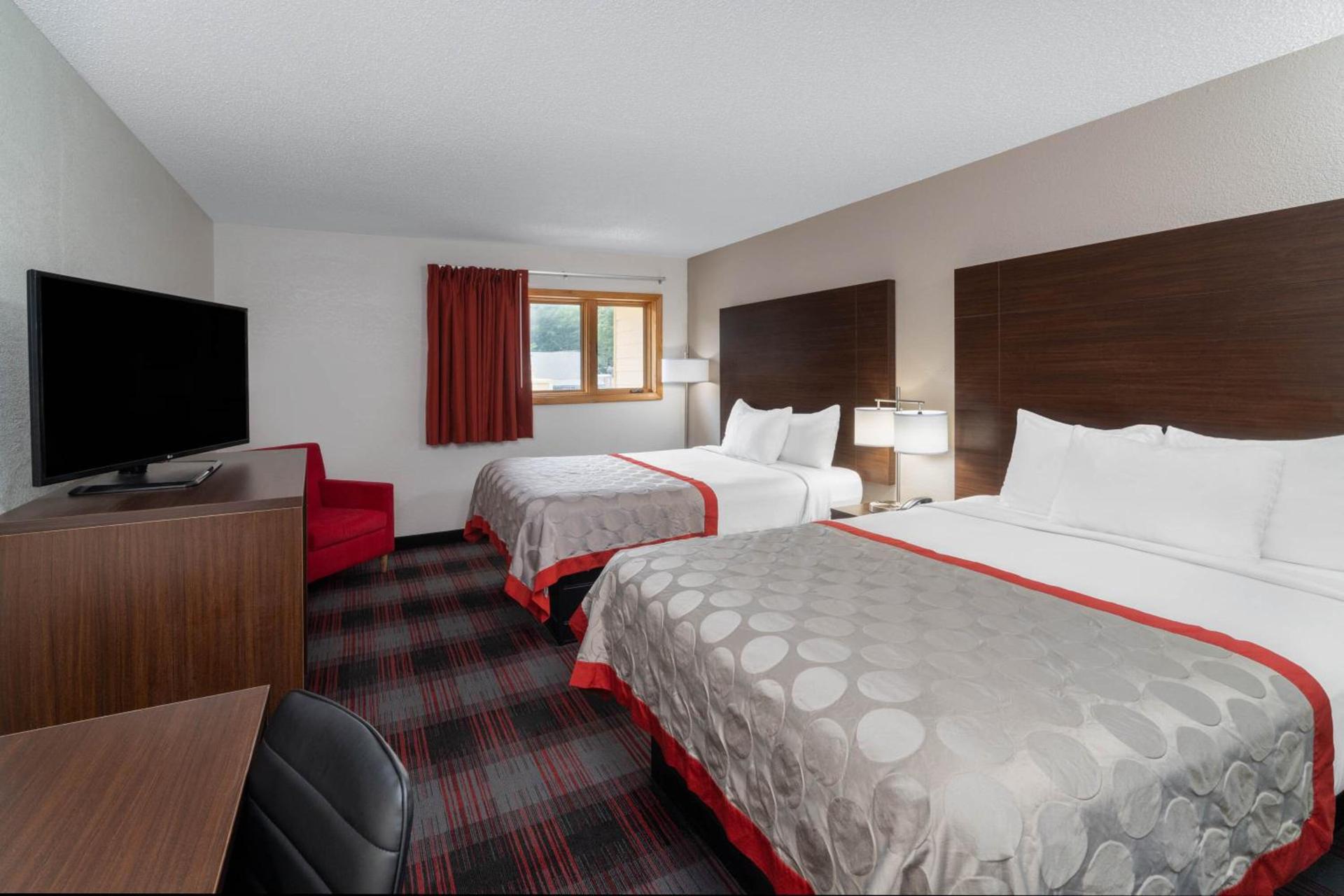Ramada by Wyndham Maggie Valley photo 41