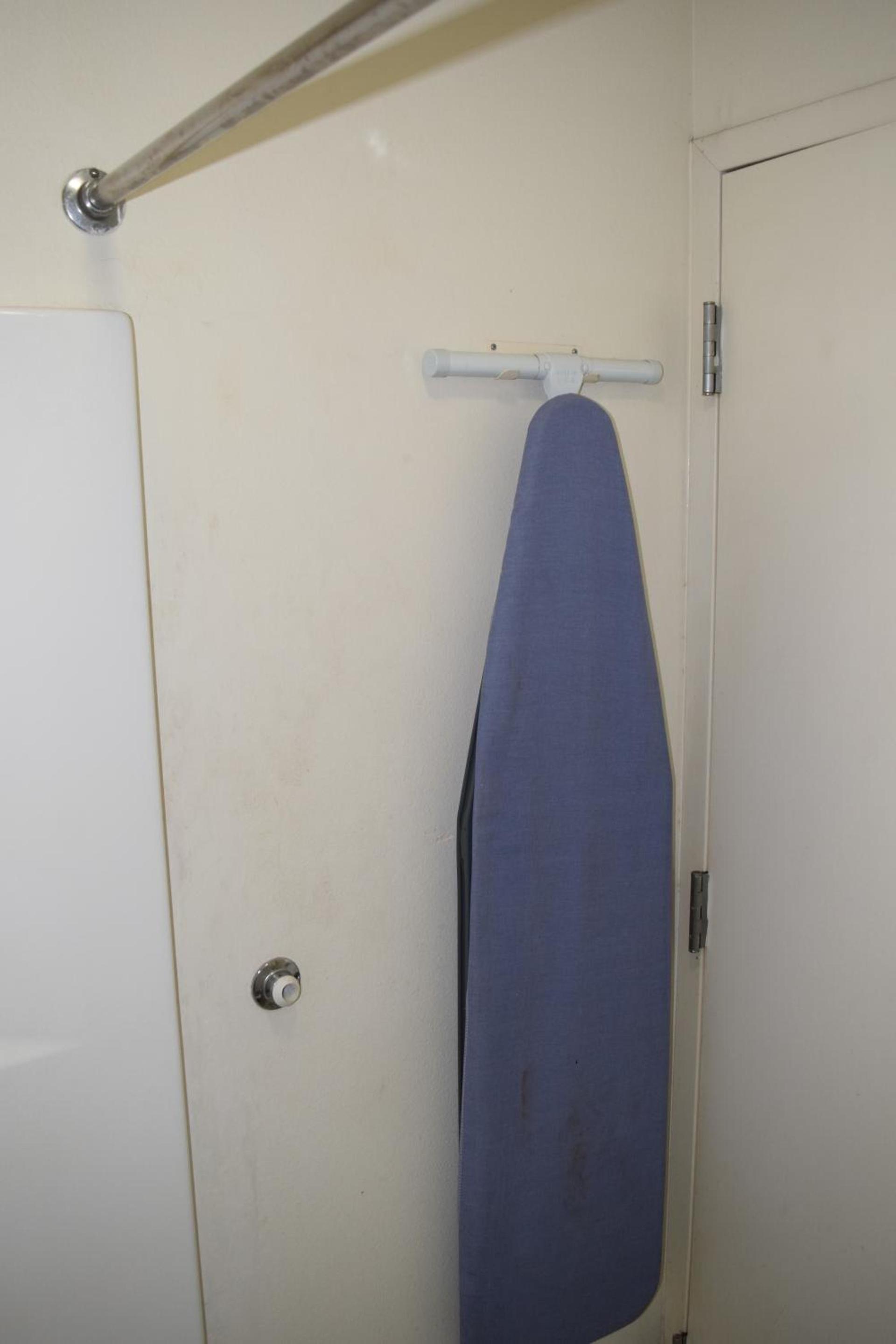 Value Inn - Livonia photo 35