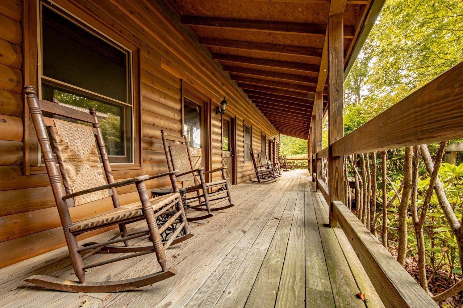 Mount Mitchell Eco Retreat photo 26