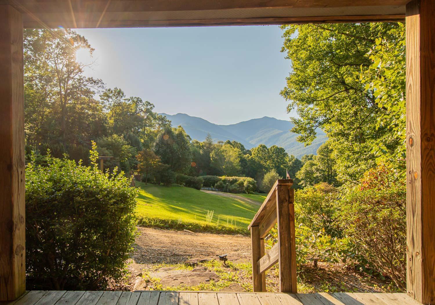 Mount Mitchell Eco Retreat photo 27