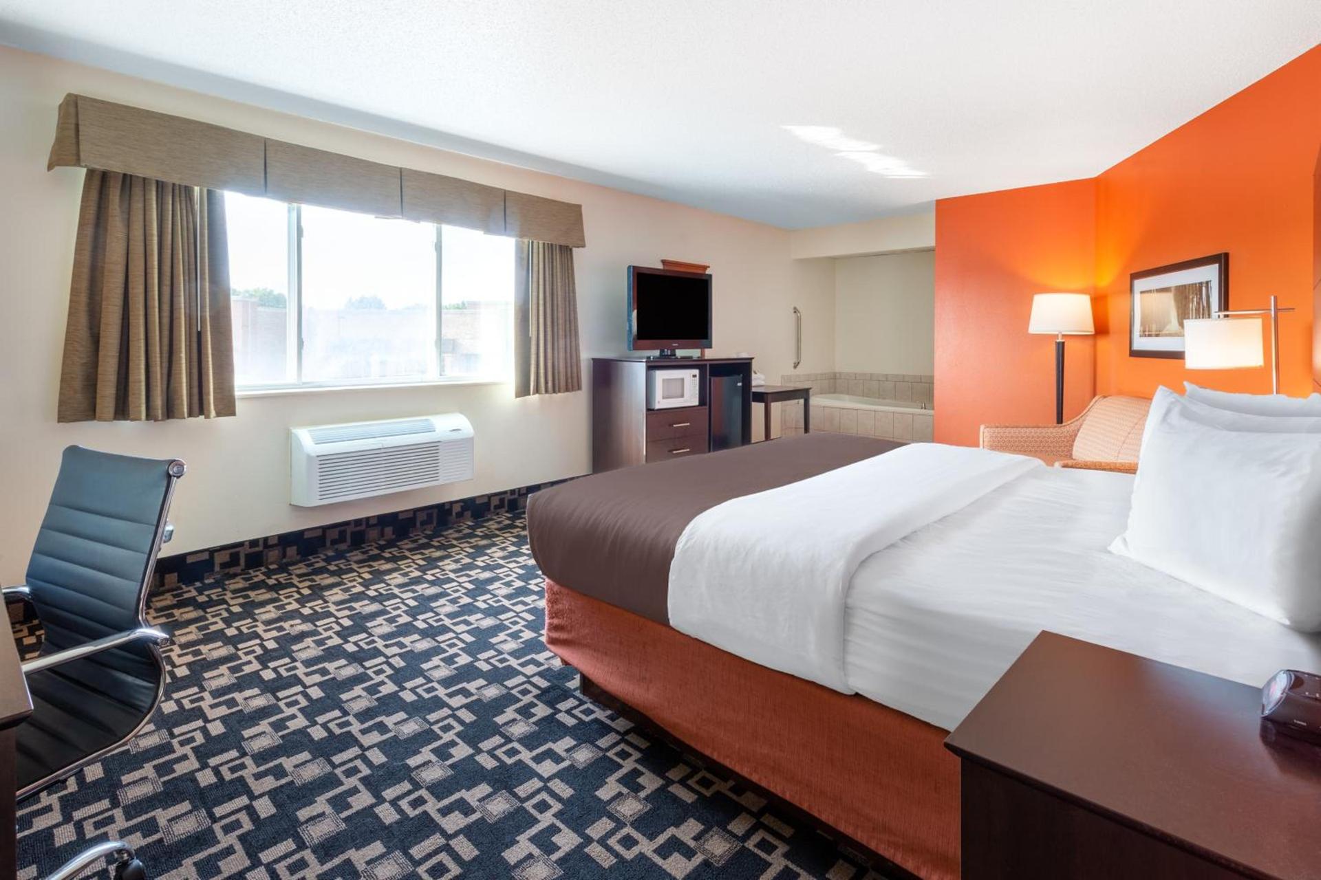 AmericInn by Wyndham Wausau photo 48