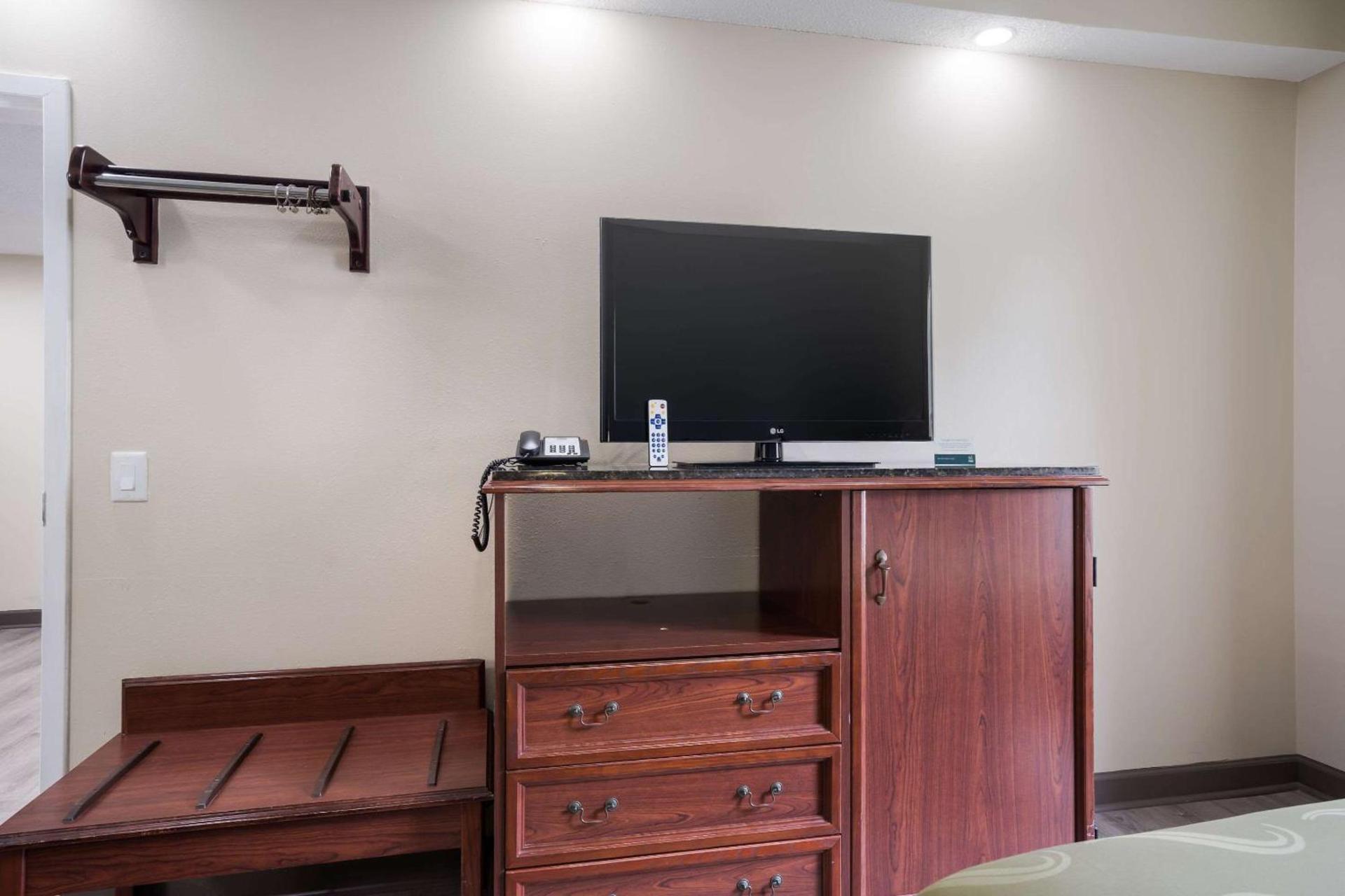 Quality Inn Wilmington photo 21