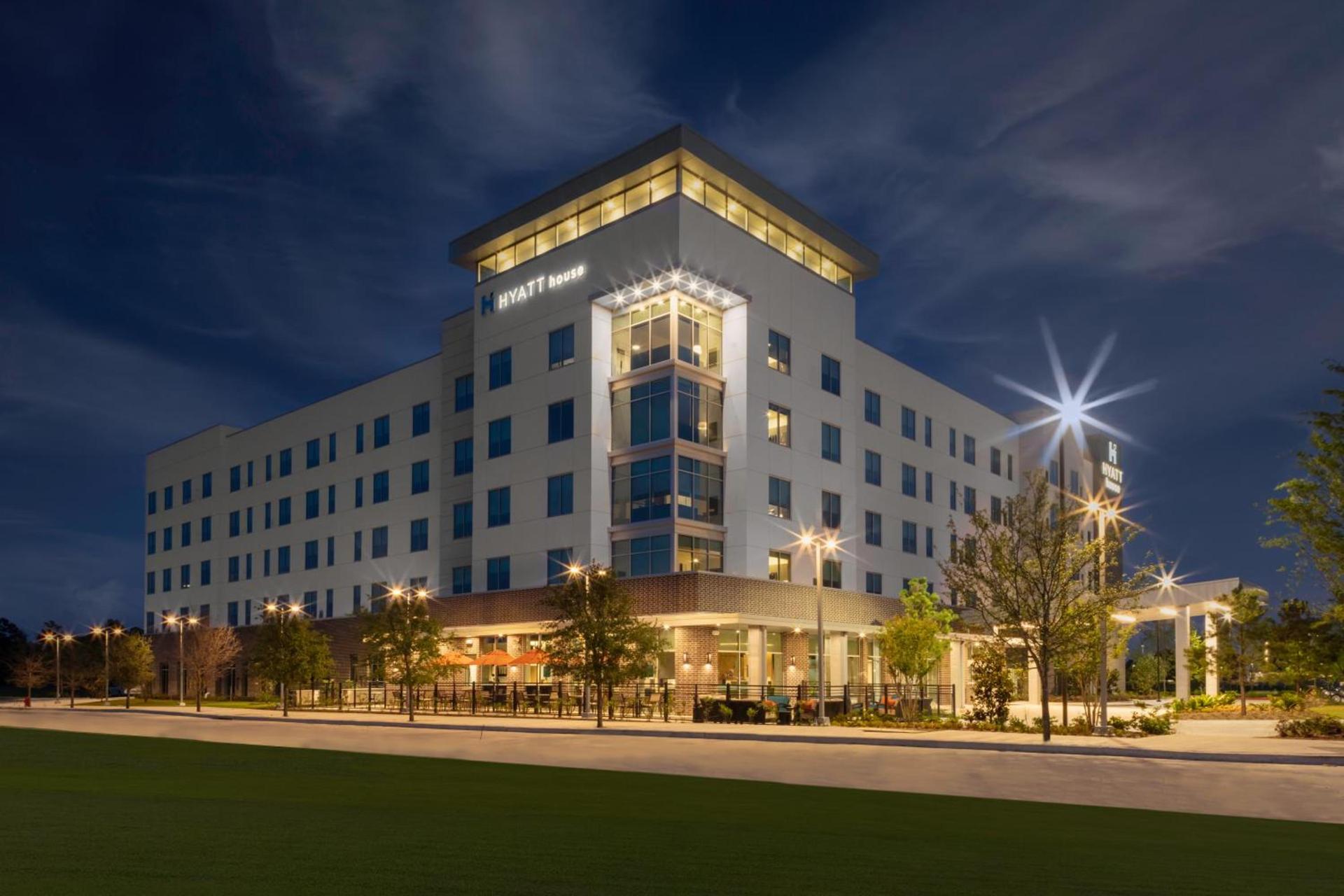 Hyatt House The Woodlands-Shenandoah photo 49