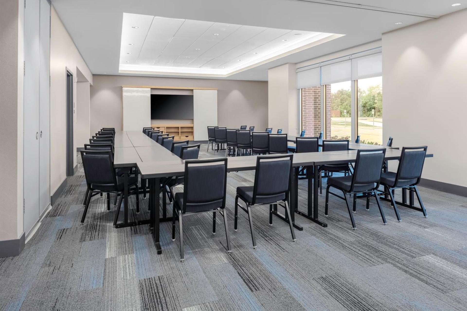 Hyatt House The Woodlands-Shenandoah photo 43